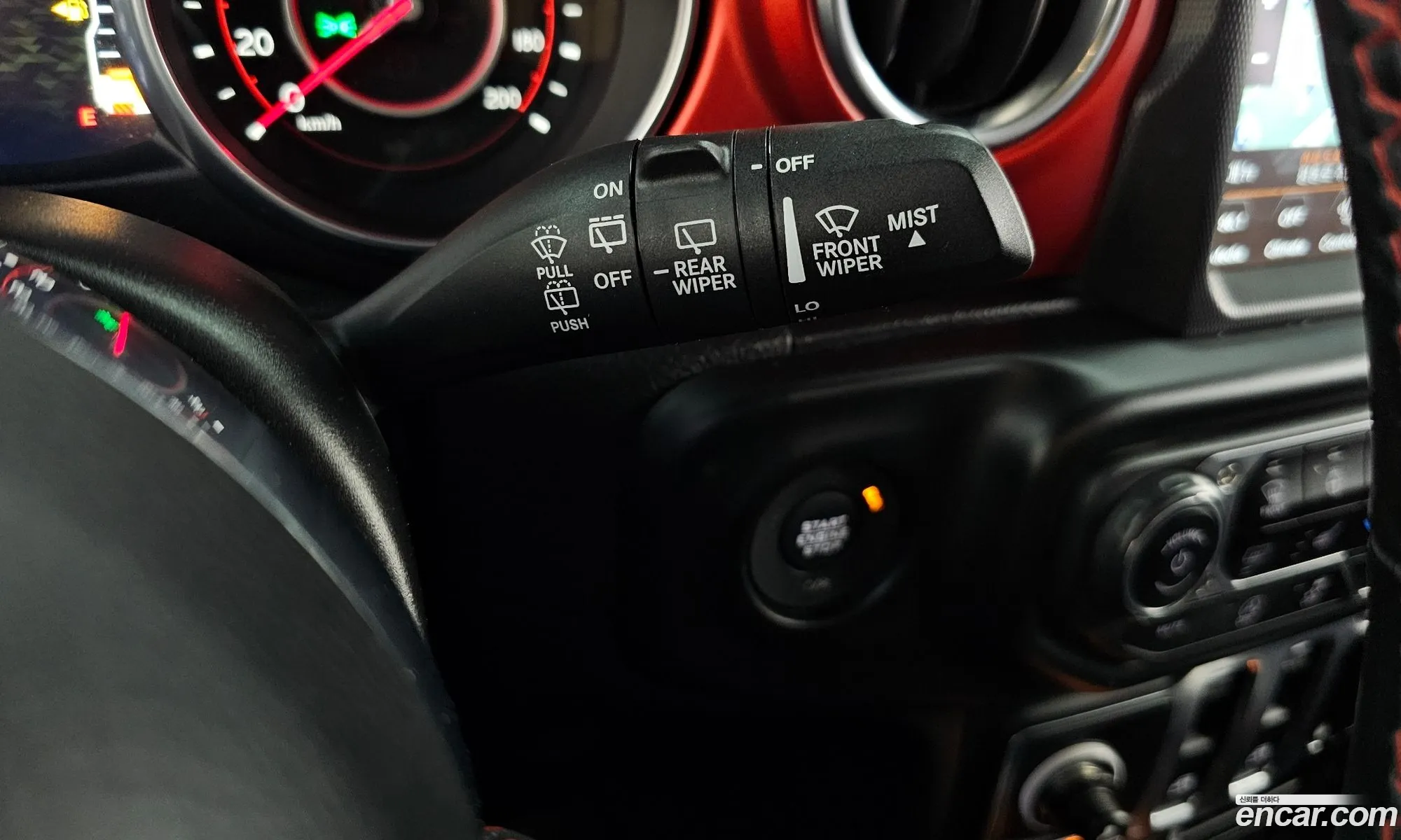 Jeep Wrangler 2021 — 26