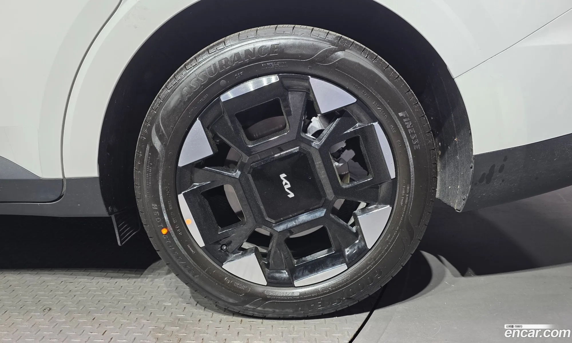 Kia Carnival 2025 — 24