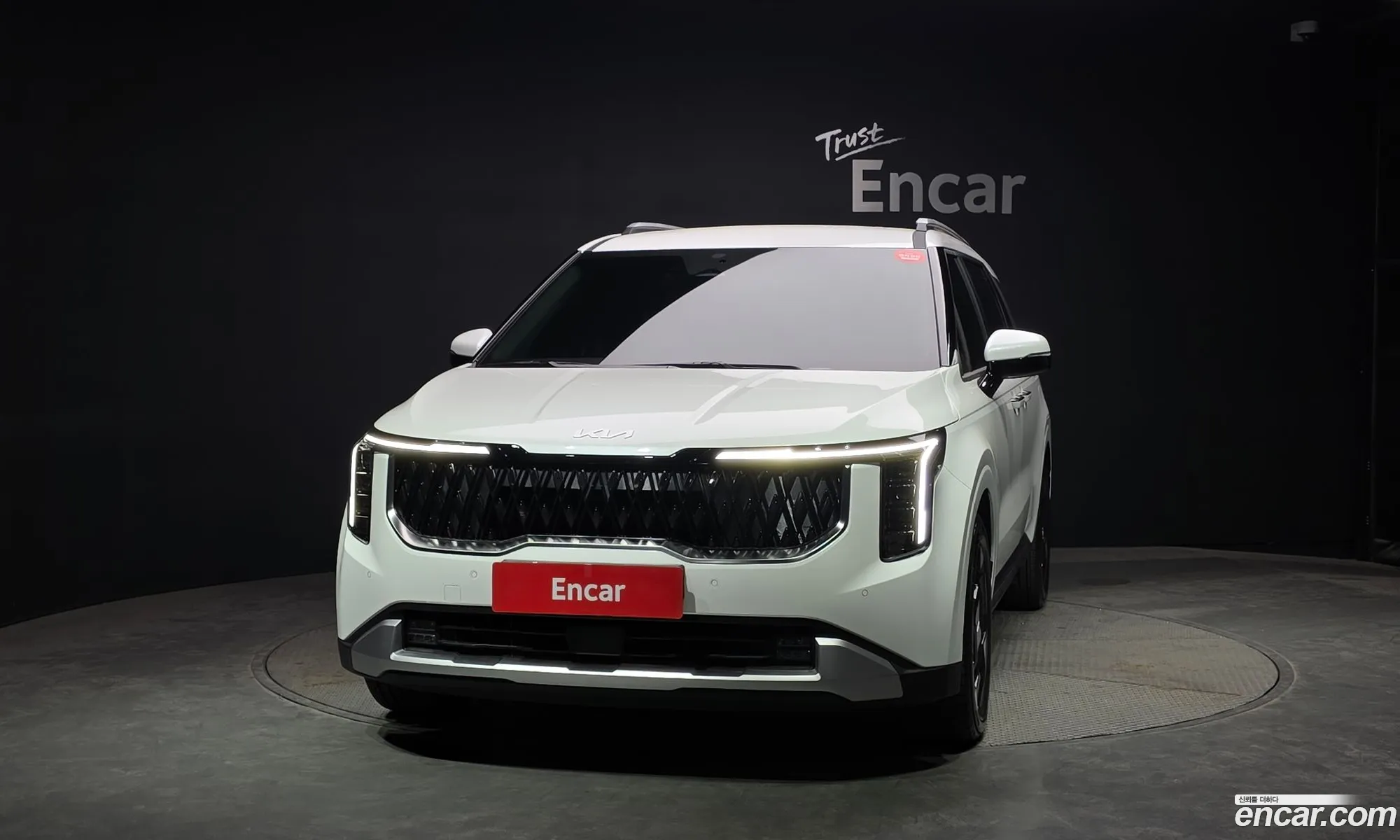 Kia Carnival 2025 — 9