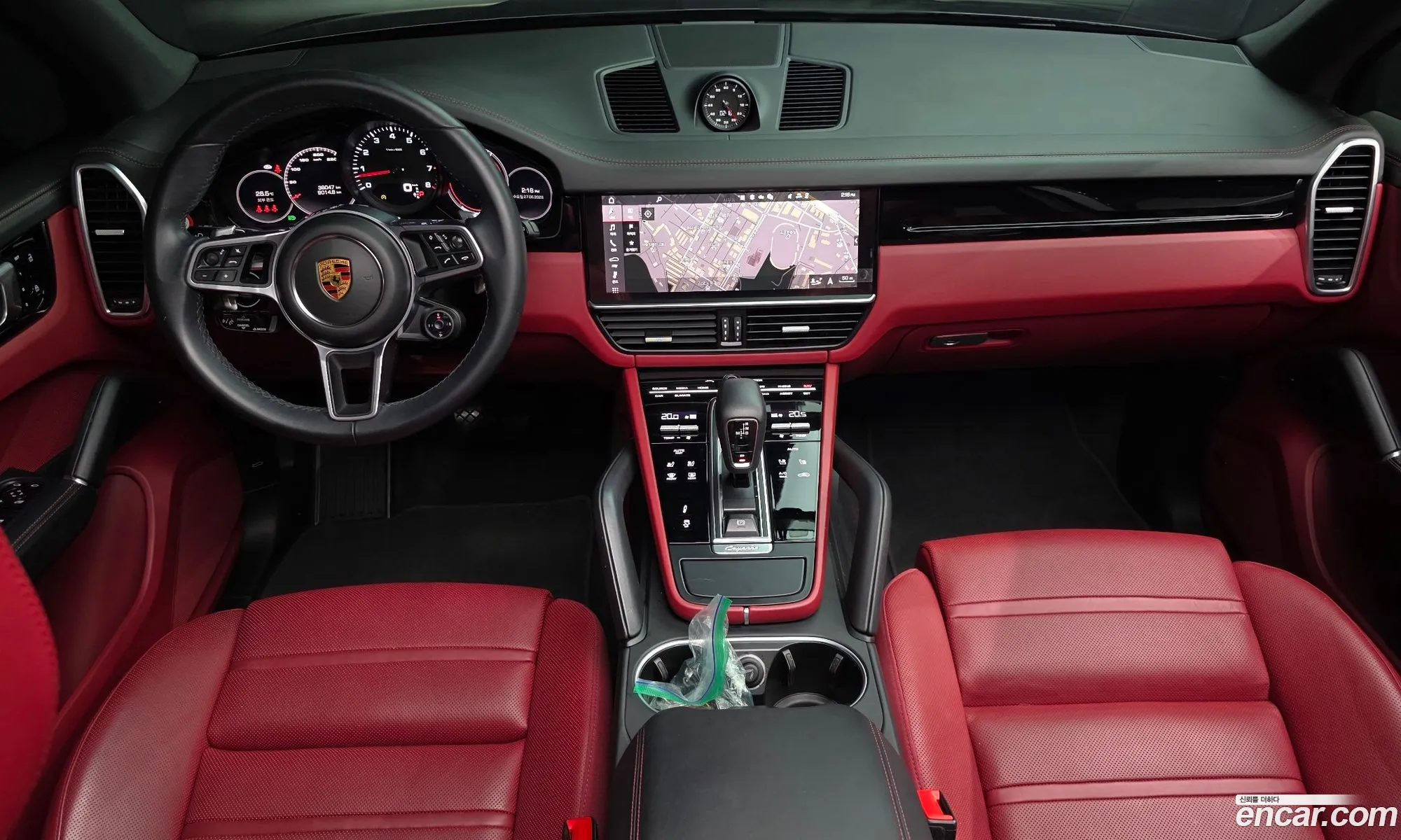 Porsche Cayenne 2020 WP1AA29Y5MDA01065 — 24