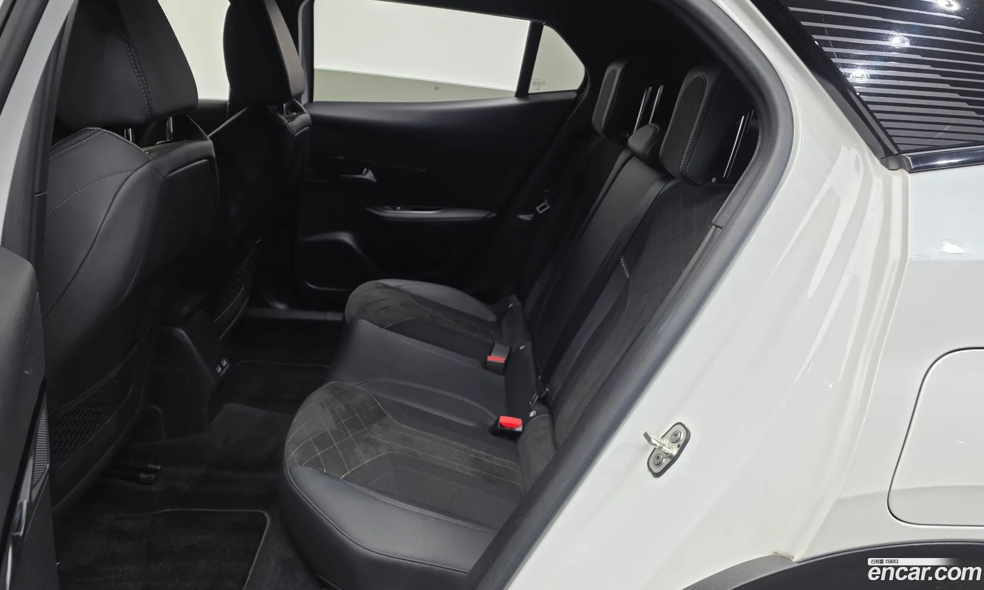 Peugeot 2008 2021 — 23