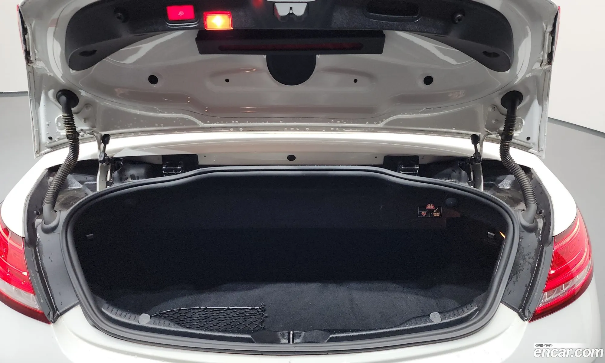 Mercedes-Benz C-Class W205 2018 — 14