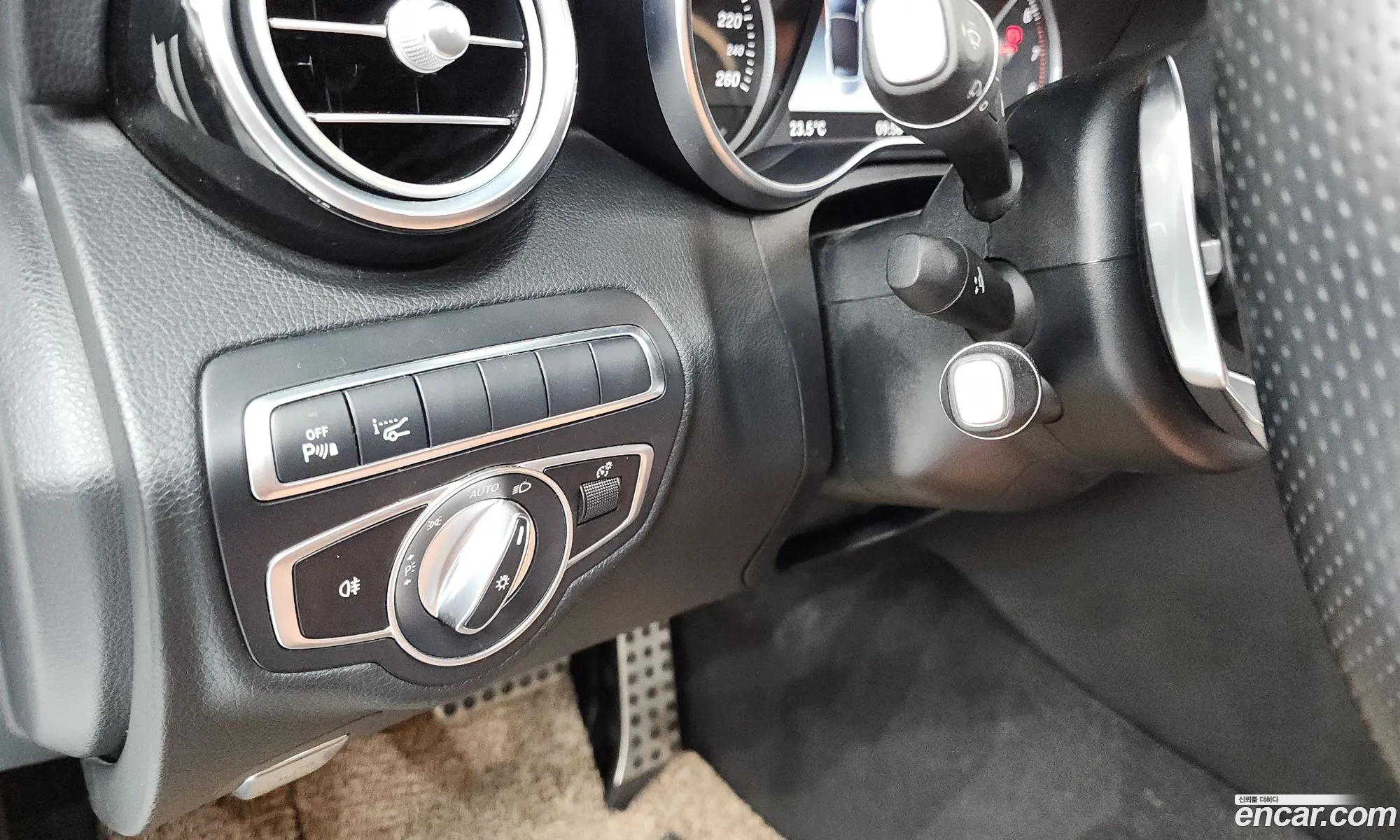 Mercedes-Benz C-Class W205 2018 — 13