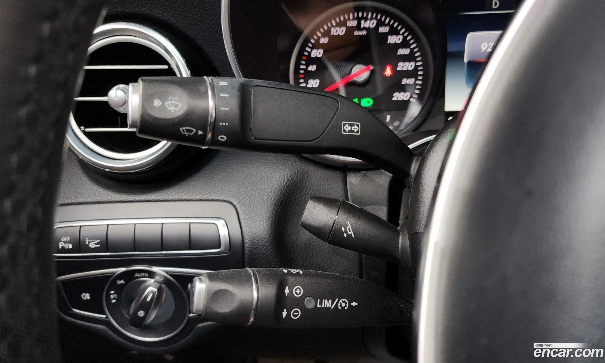 Mercedes-Benz C-Class W205 2018 — 26