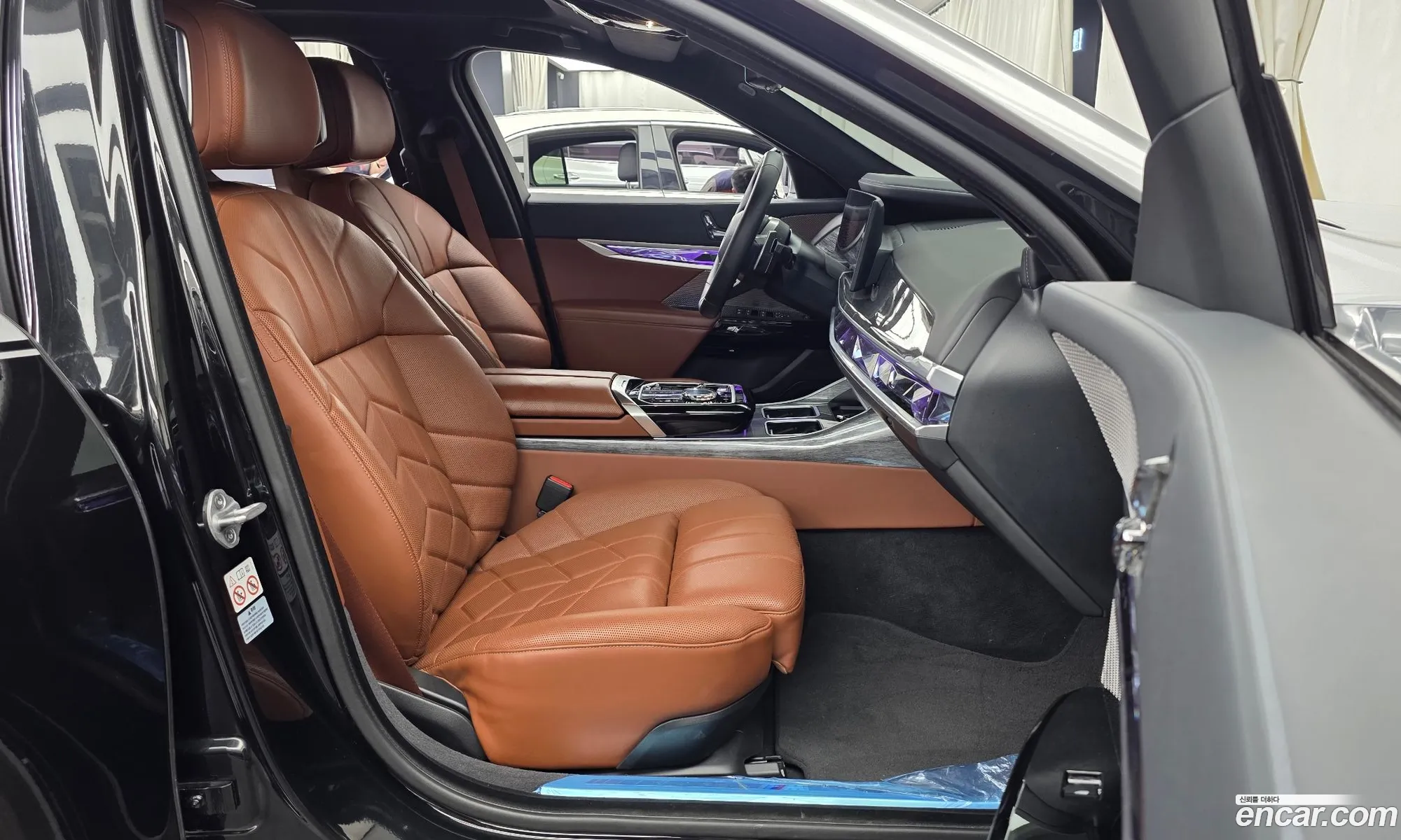 BMW 7 Series 2023 — 9