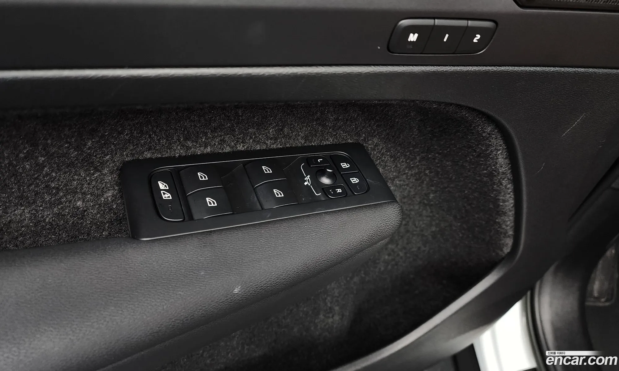 Volvo XC40 2022 — 32