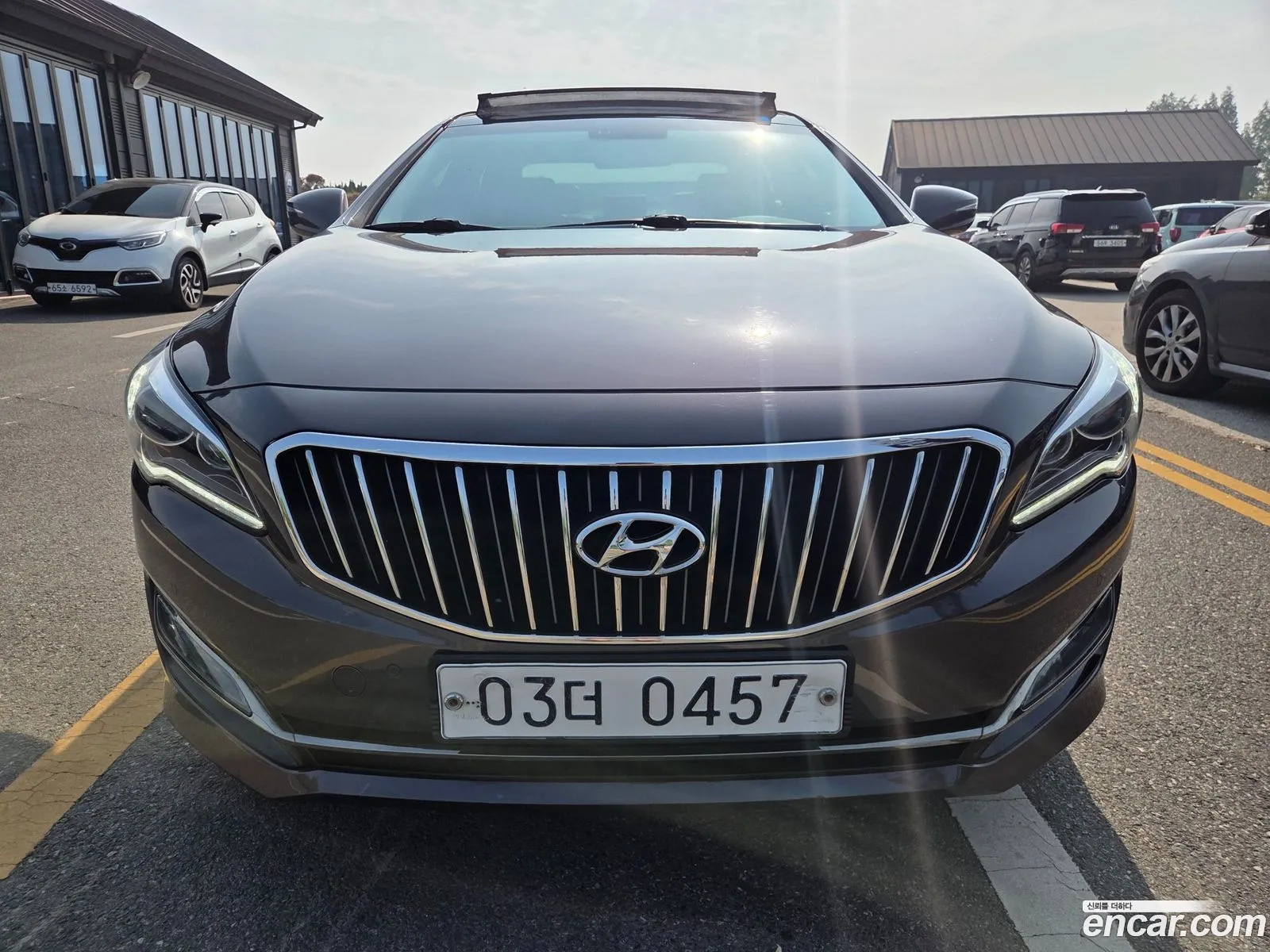 Hyundai Aslan 2015 — 2