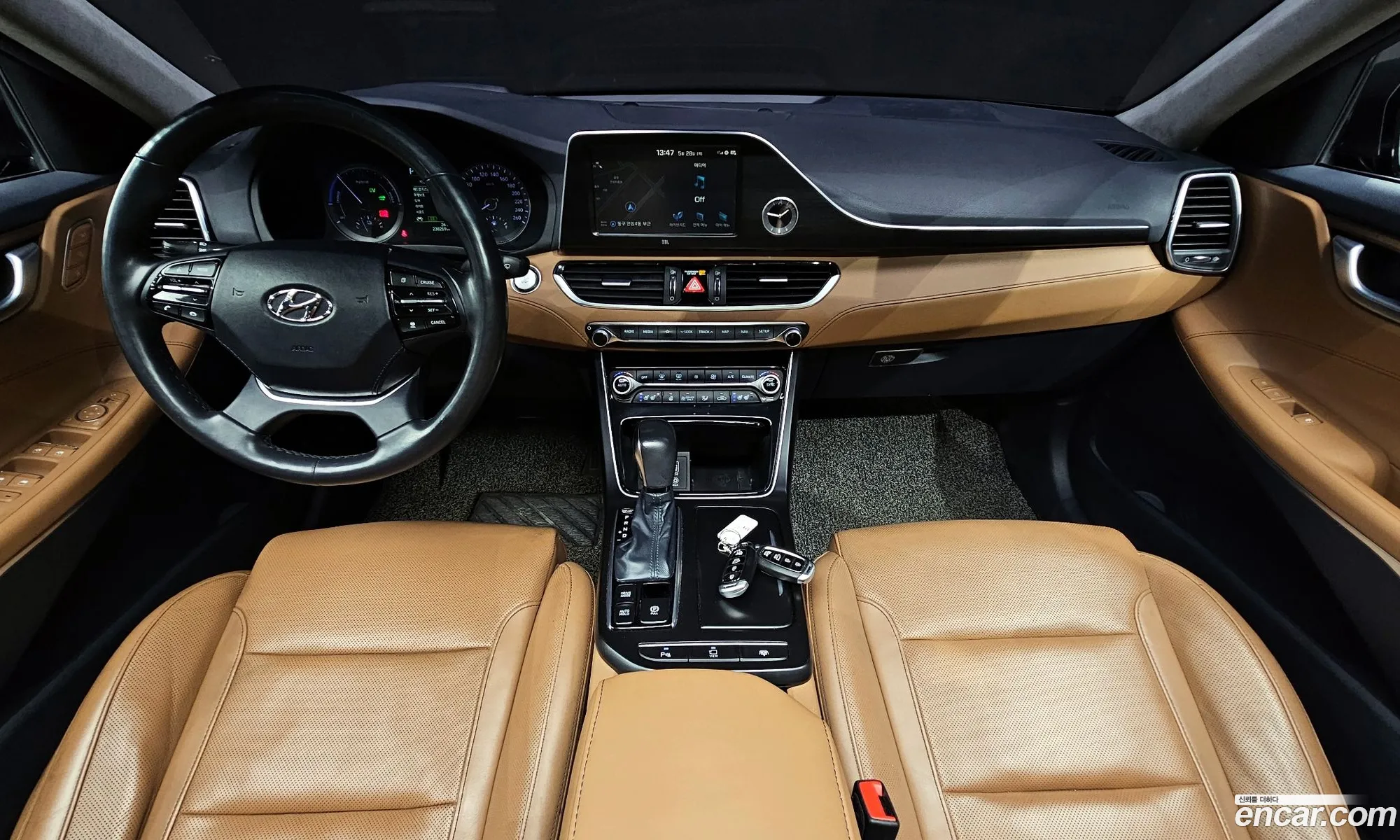 Hyundai Grandeur IG Hybrid 2017 — 3
