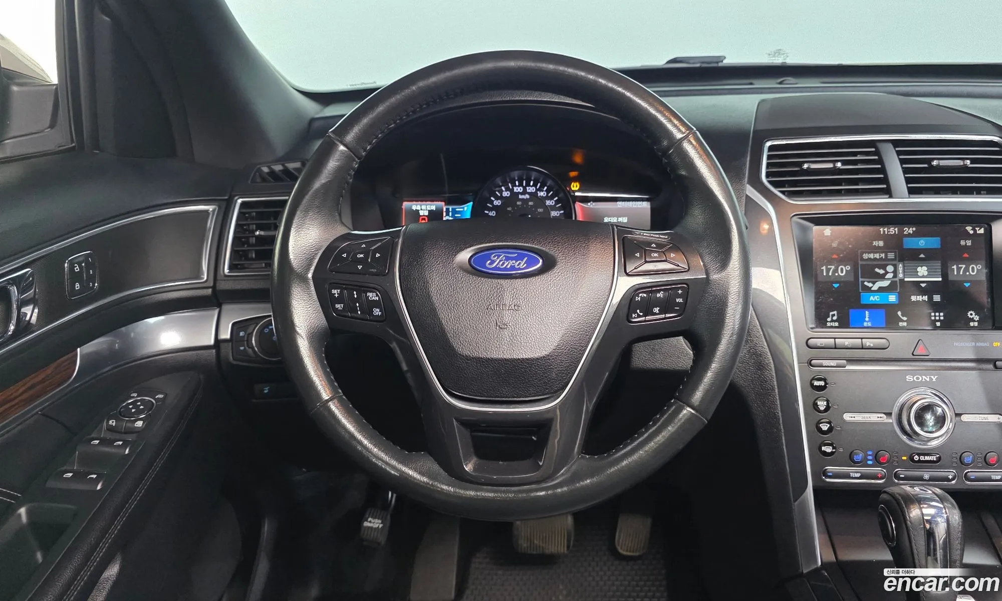 Ford Explorer 2019 1FM5K8FH0KGA56215 — 10