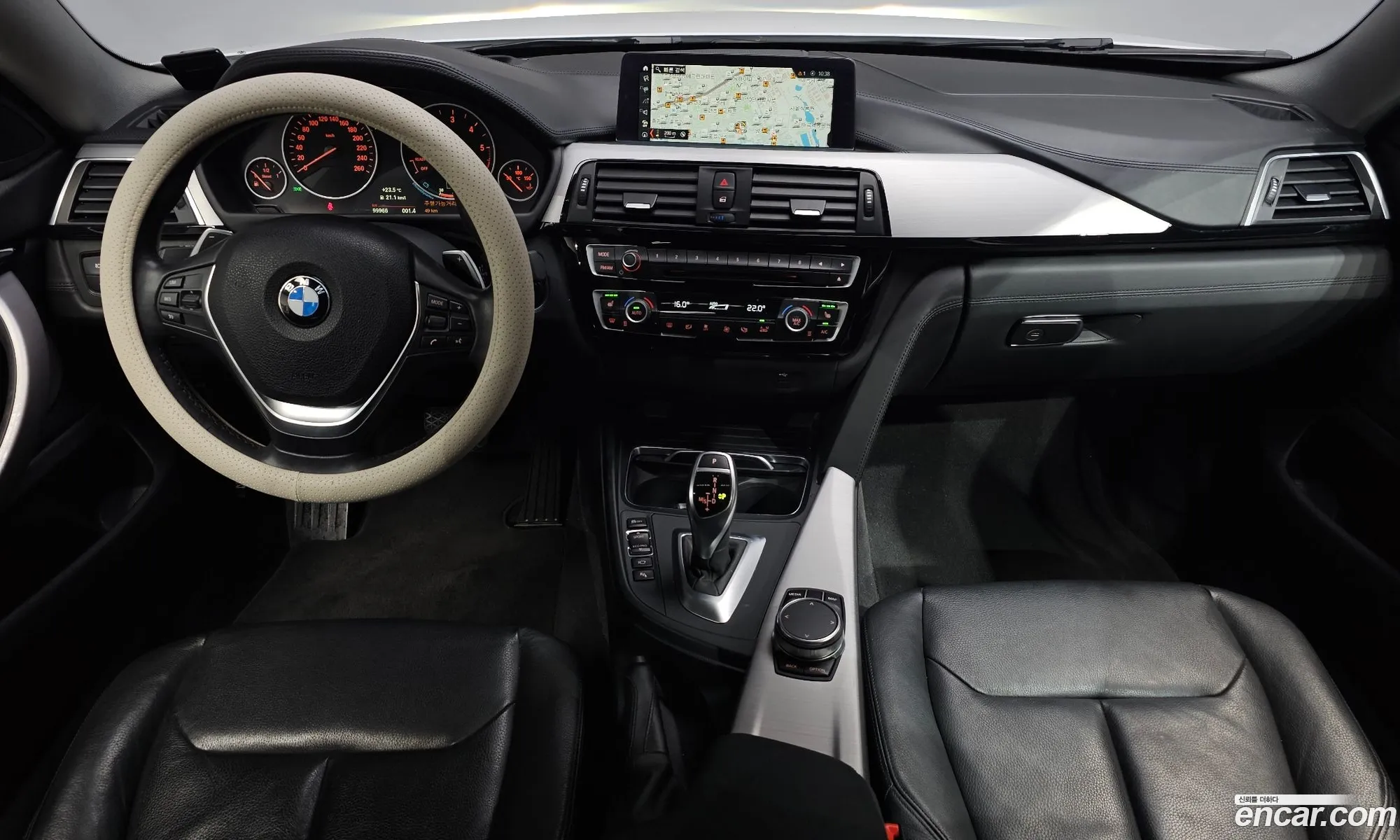 BMW 4 Series 2018 WBA4K3105JBG88045 — 32