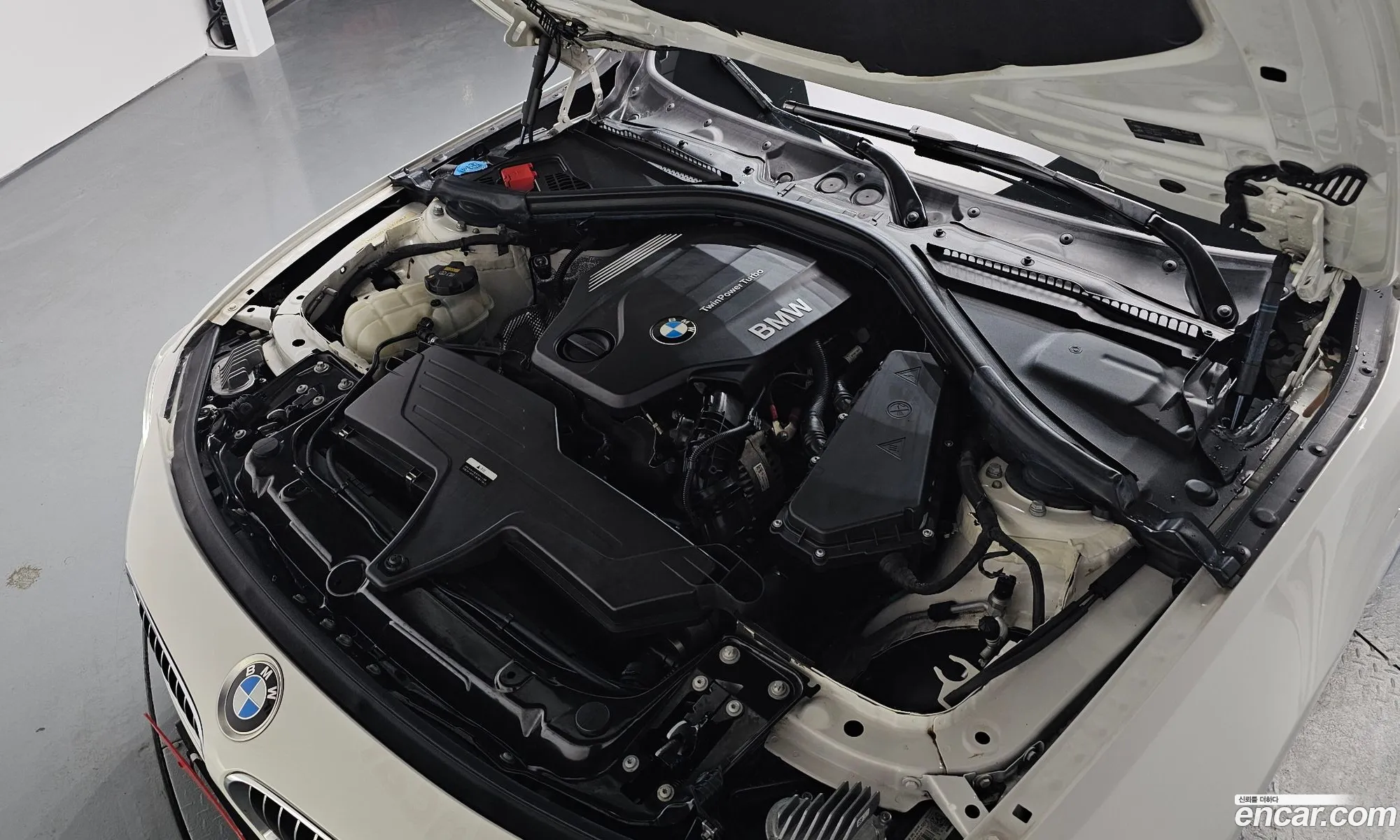 BMW 4 Series 2018 WBA4K3105JBG88045 — 26