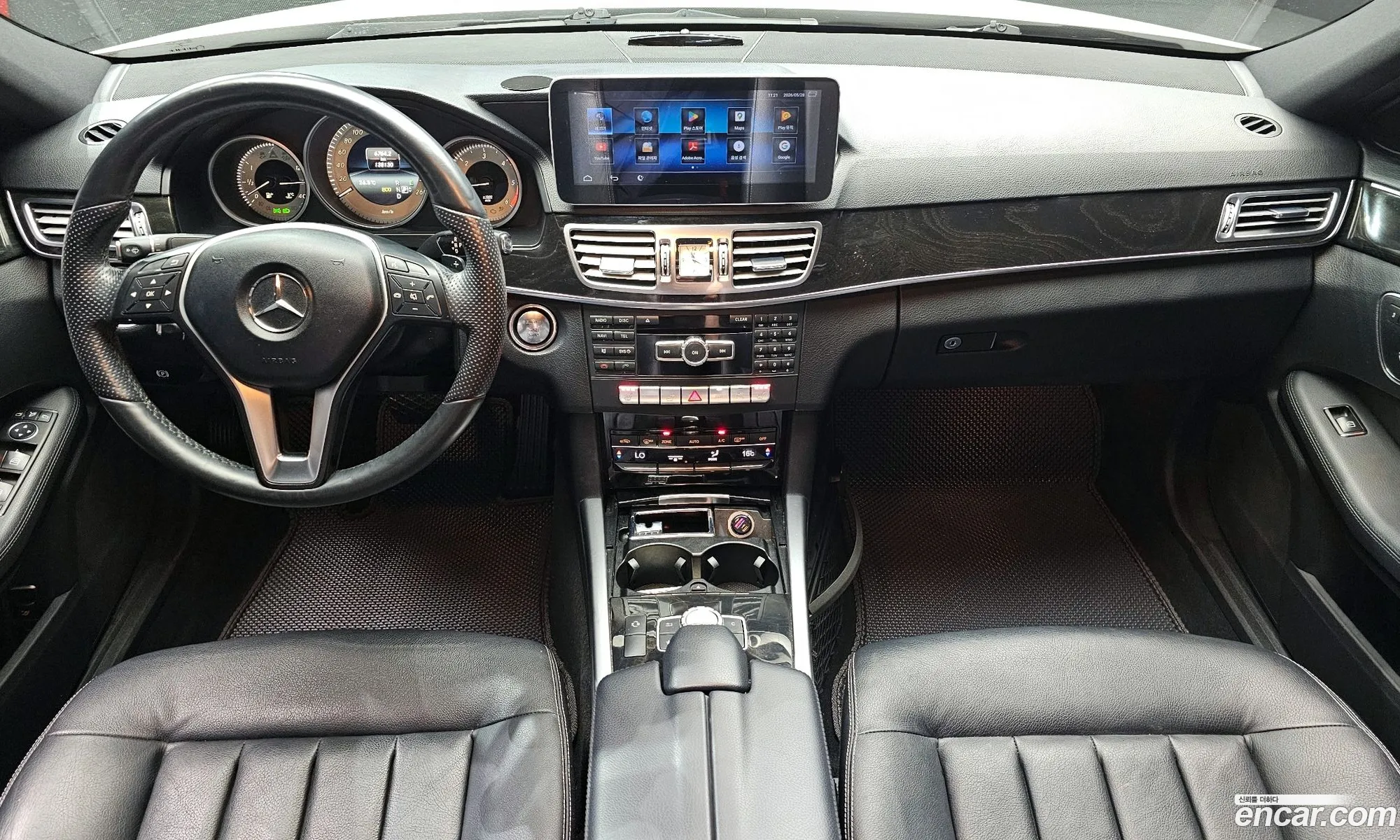Mercedes-Benz E-Class W212 2013 WDDHF0CB7EA870673 — 17