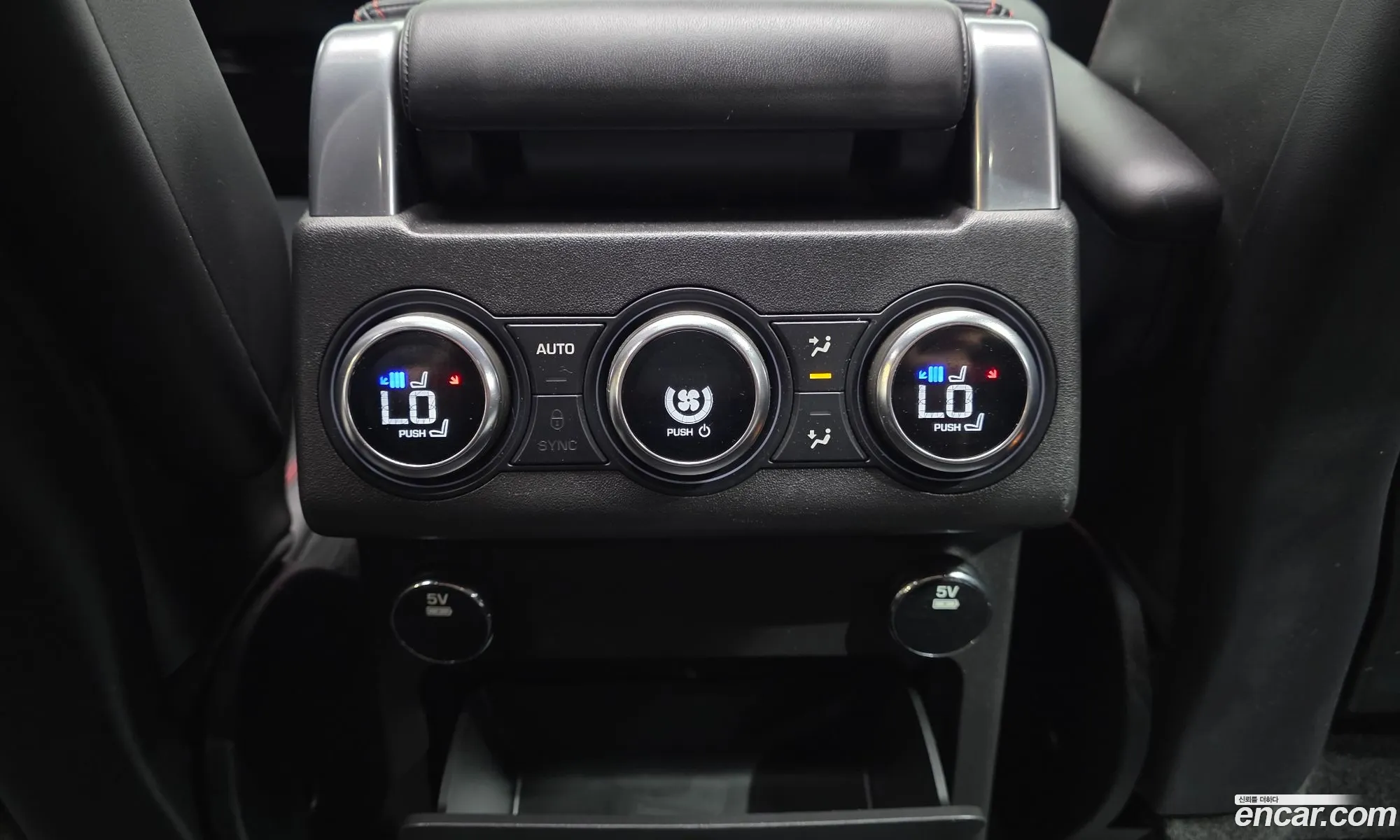 Land Rover Discovery 5 2017 SALRHBBK1HA032254 — 2