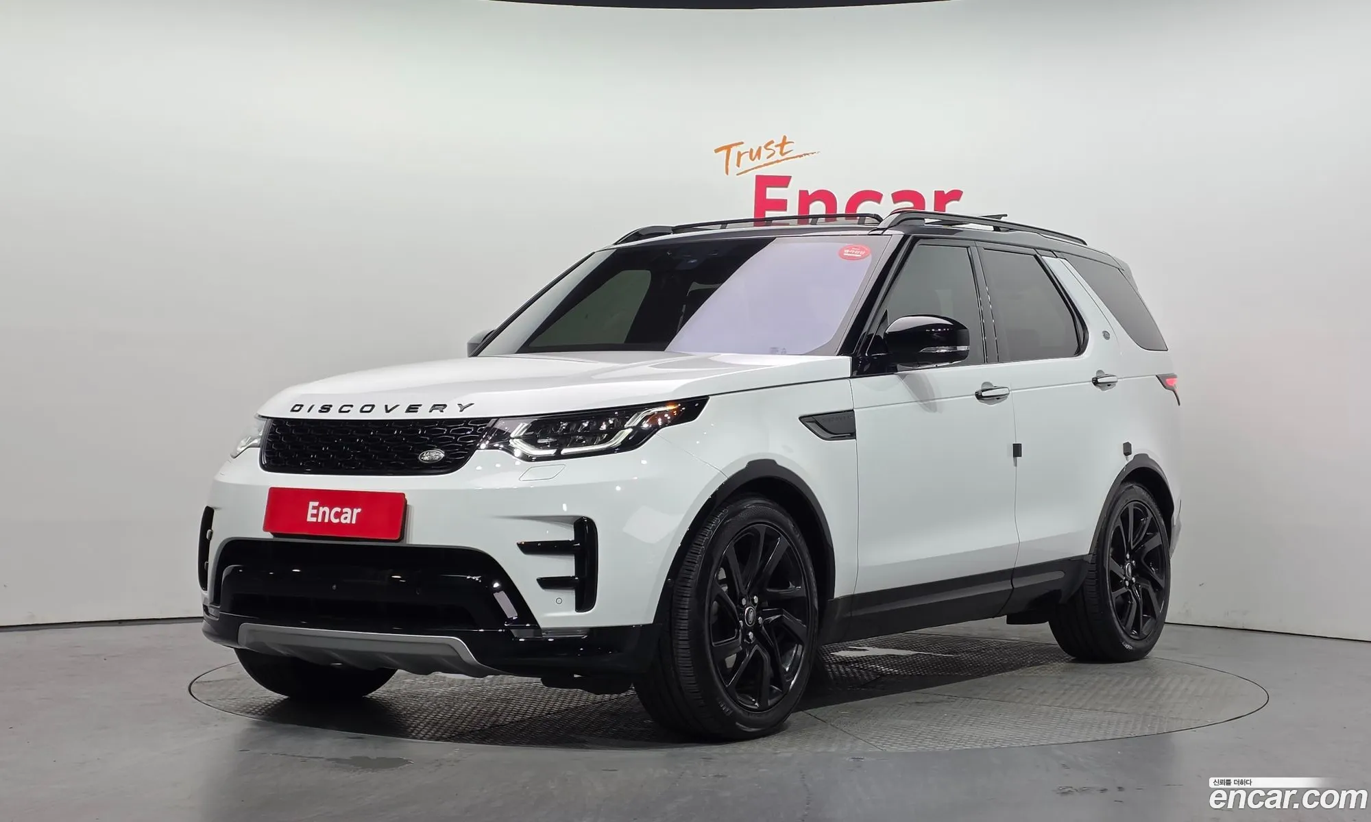Land Rover Discovery 5 2017 SALRHBBK1HA032254 — 17