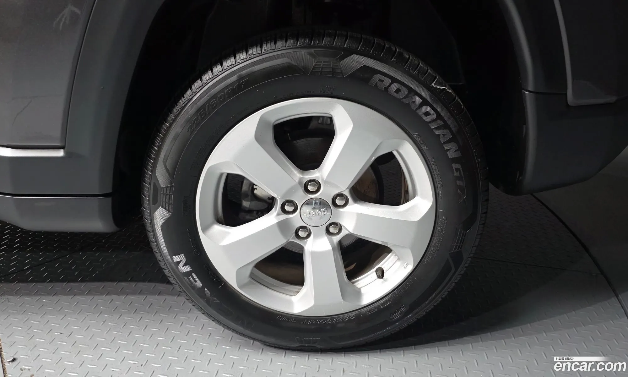 Jeep Compass 2019 3C4NJDCB3KT598369 — 15