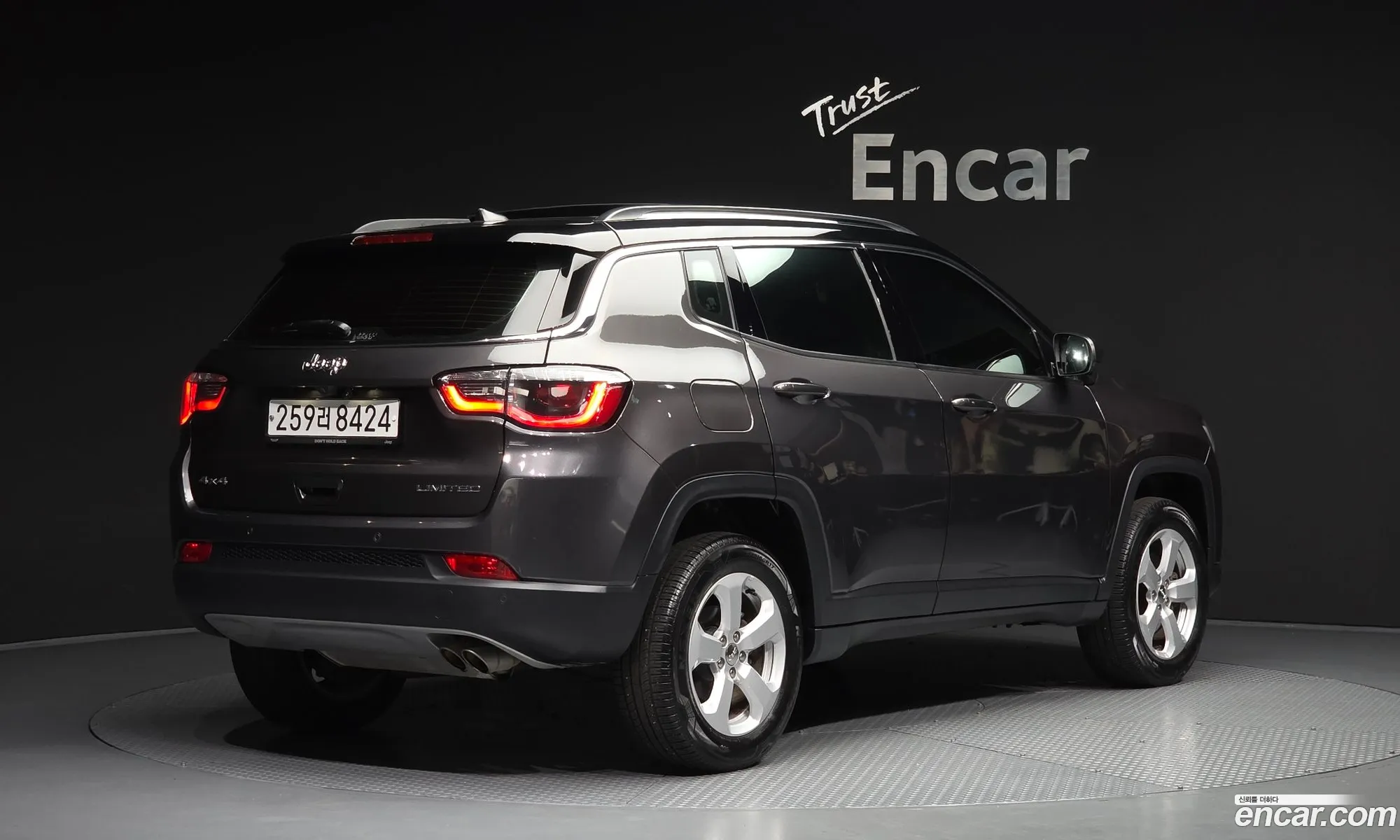 Jeep Compass 2019 3C4NJDCB3KT598369 — 11
