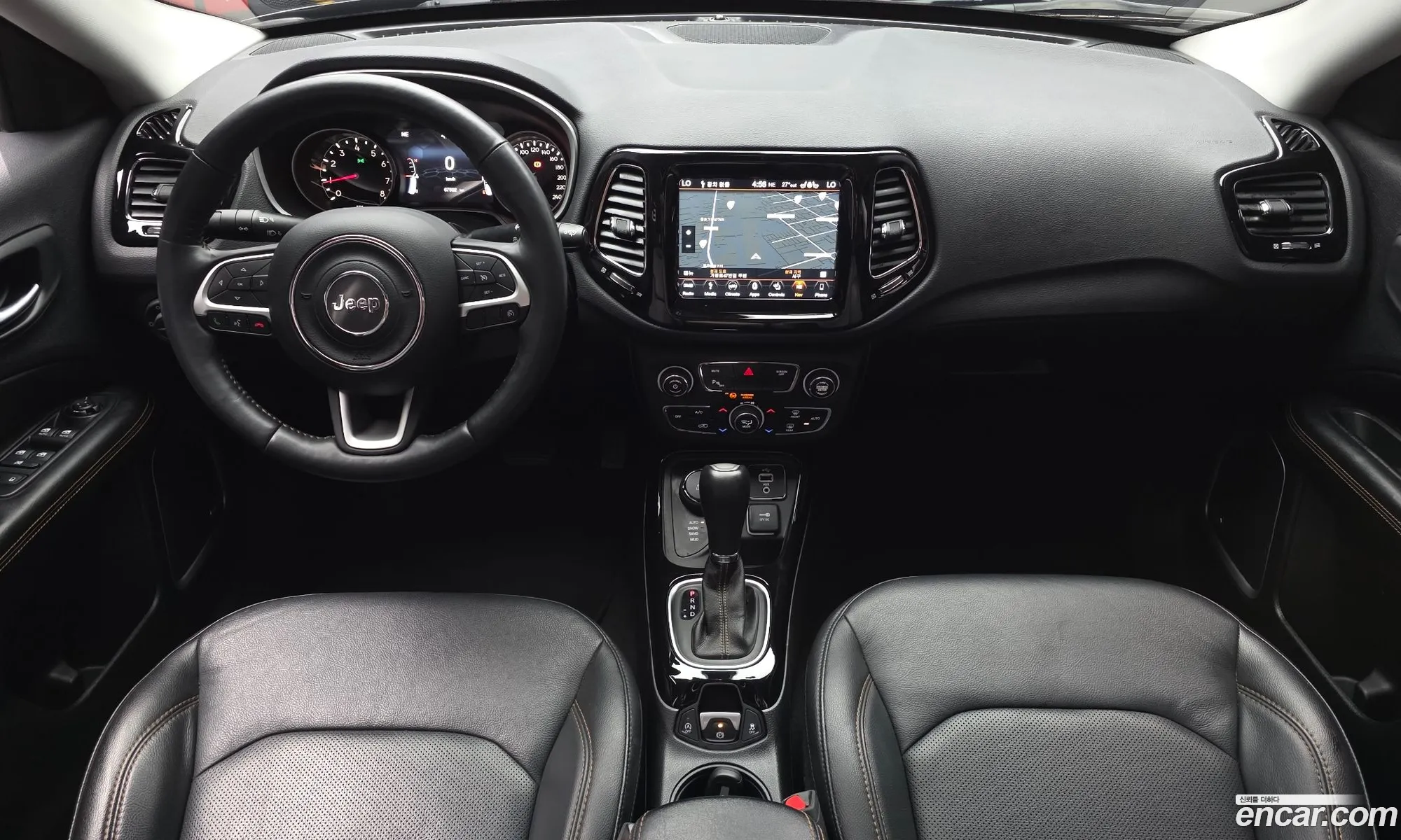 Jeep Compass 2019 3C4NJDCB3KT598369 — 29