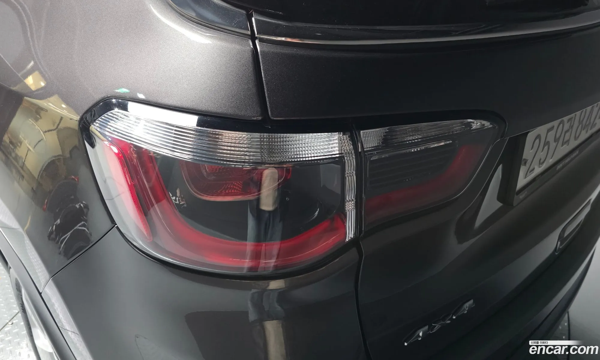 Jeep Compass 2019 3C4NJDCB3KT598369 — 28