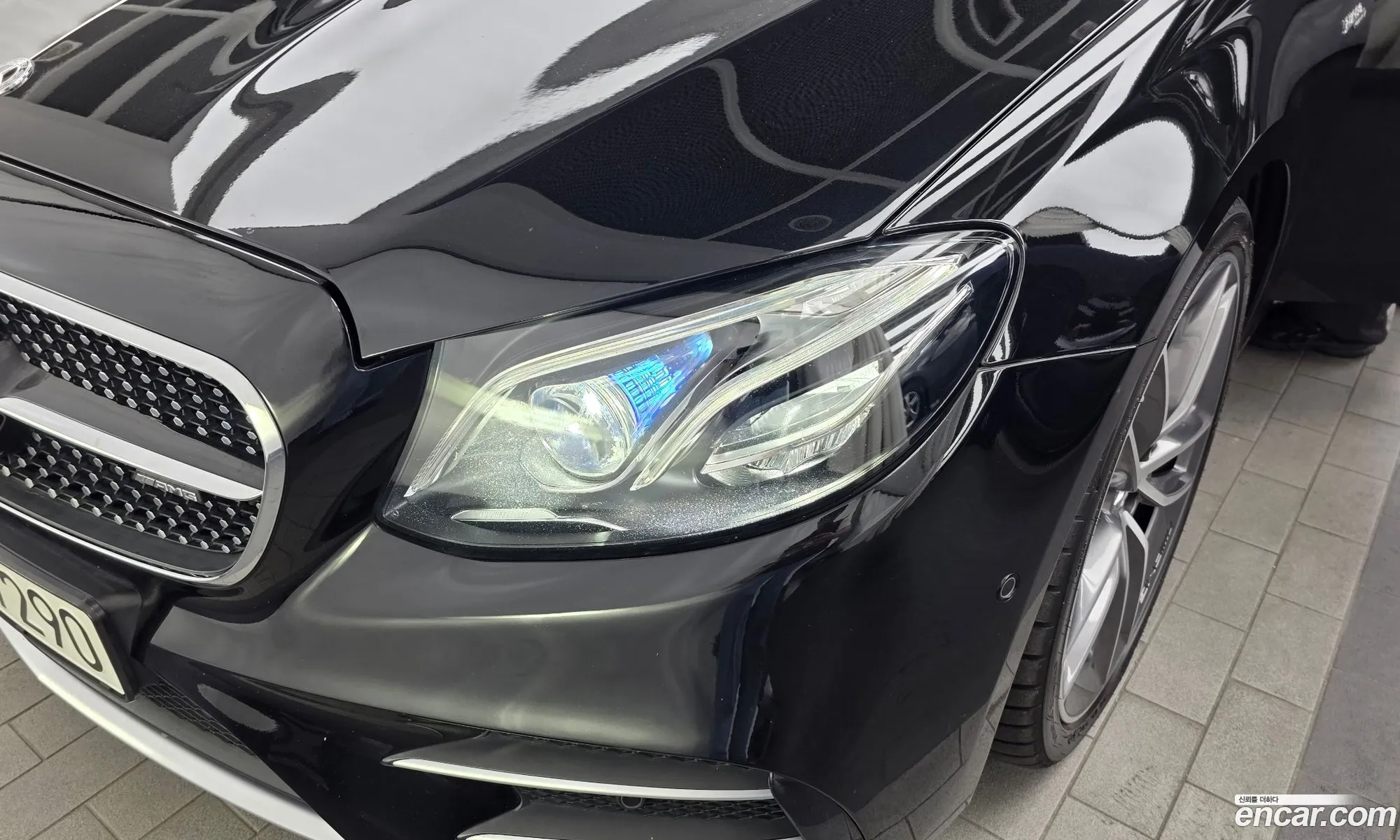 Mercedes-Benz E-Class W213 2019 WDDZF6BB0KA576049 — 3