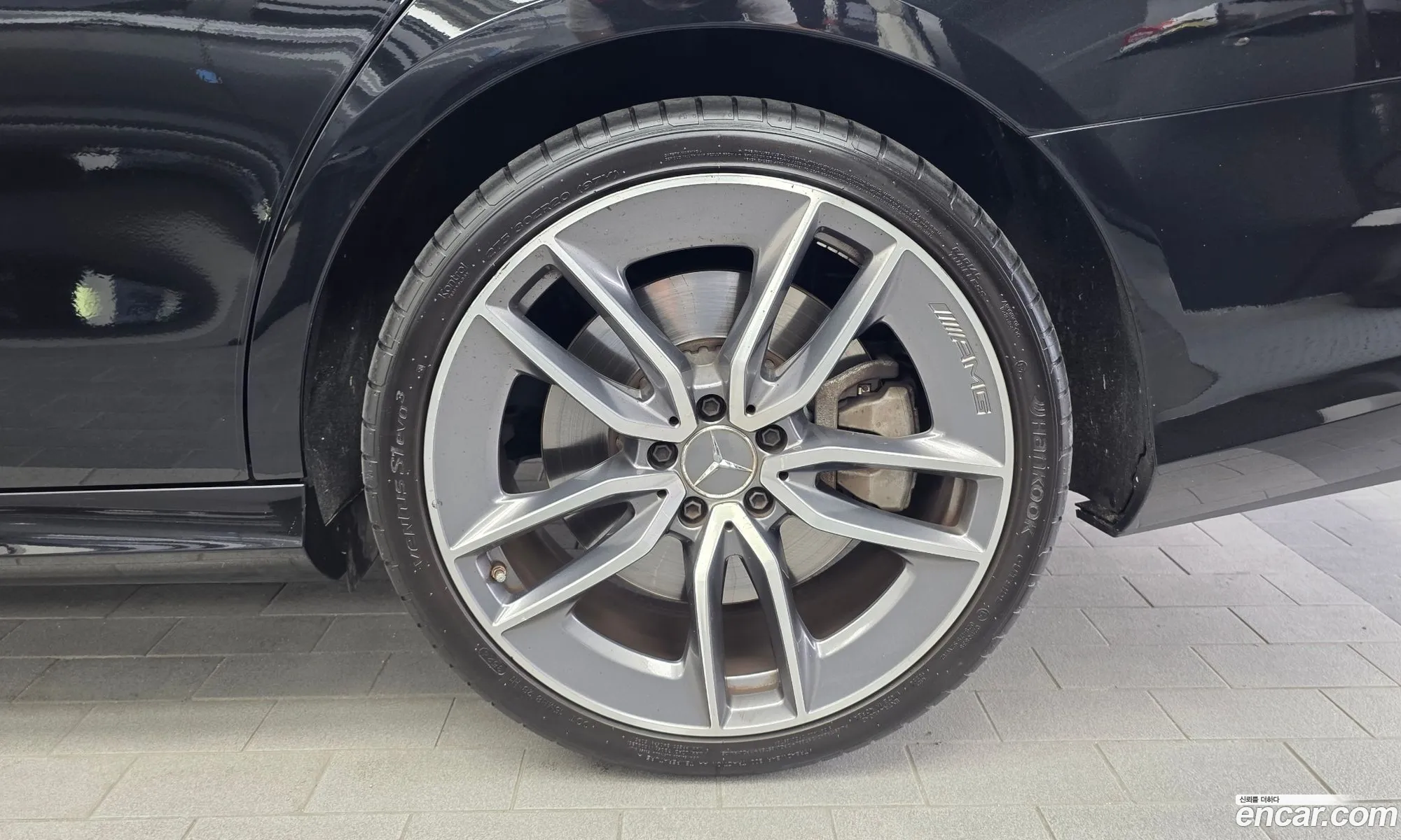 Mercedes-Benz E-Class W213 2019 WDDZF6BB0KA576049 — 17