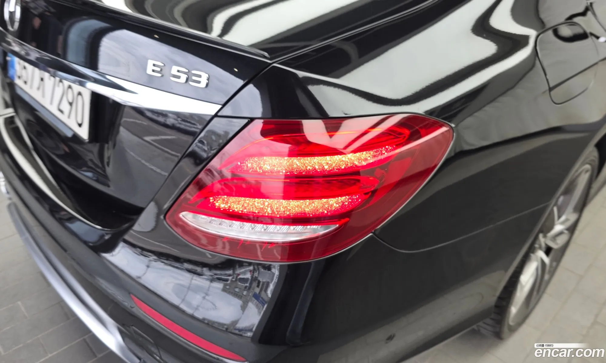 Mercedes-Benz E-Class W213 2019 WDDZF6BB0KA576049 — 10