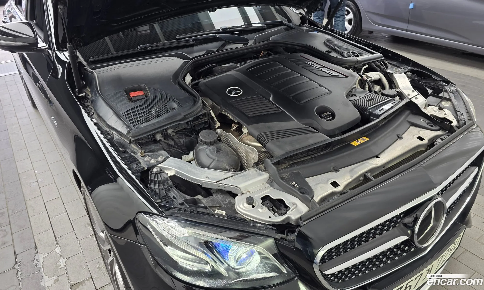 Mercedes-Benz E-Class W213 2019 WDDZF6BB0KA576049 — 2