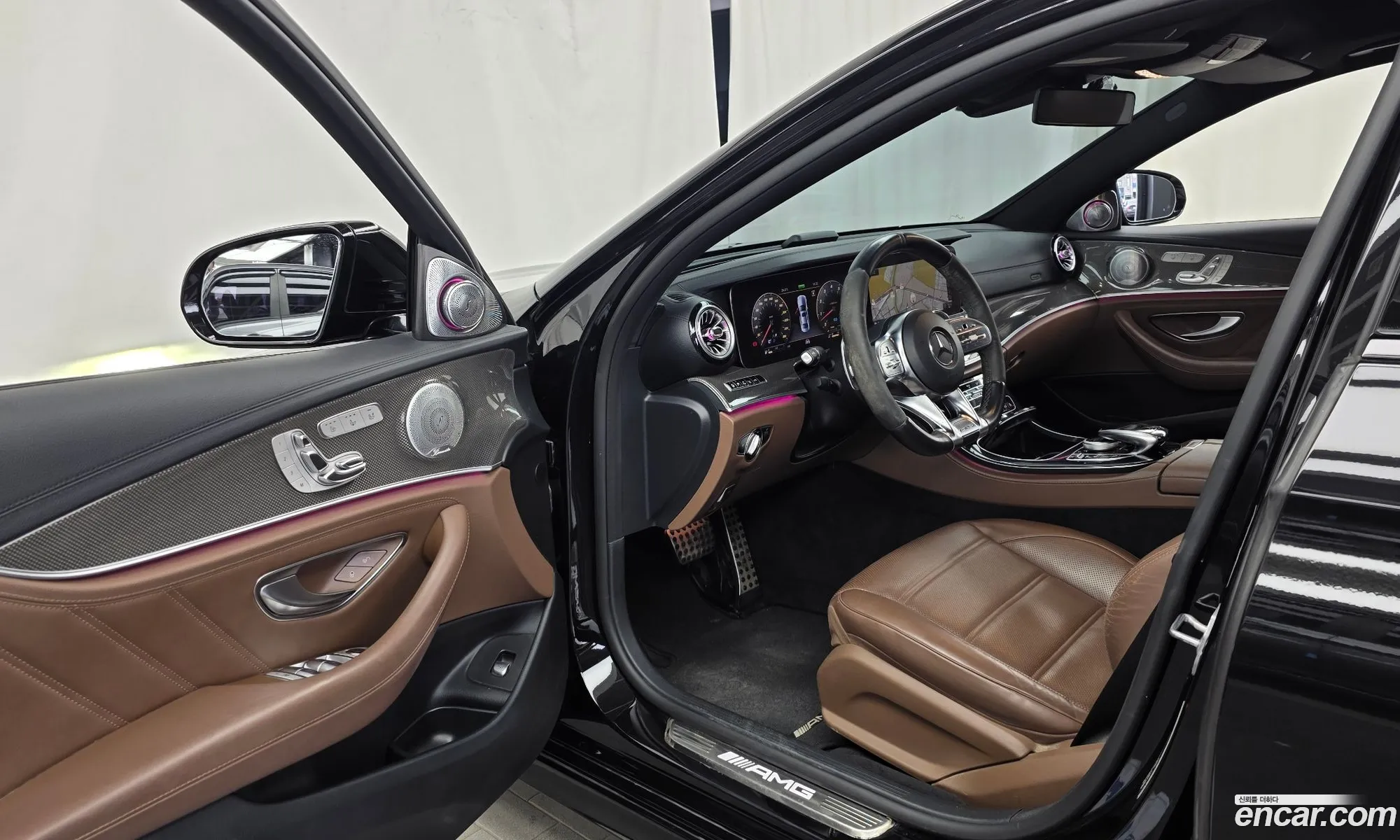 Mercedes-Benz E-Class W213 2019 WDDZF6BB0KA576049 — 23