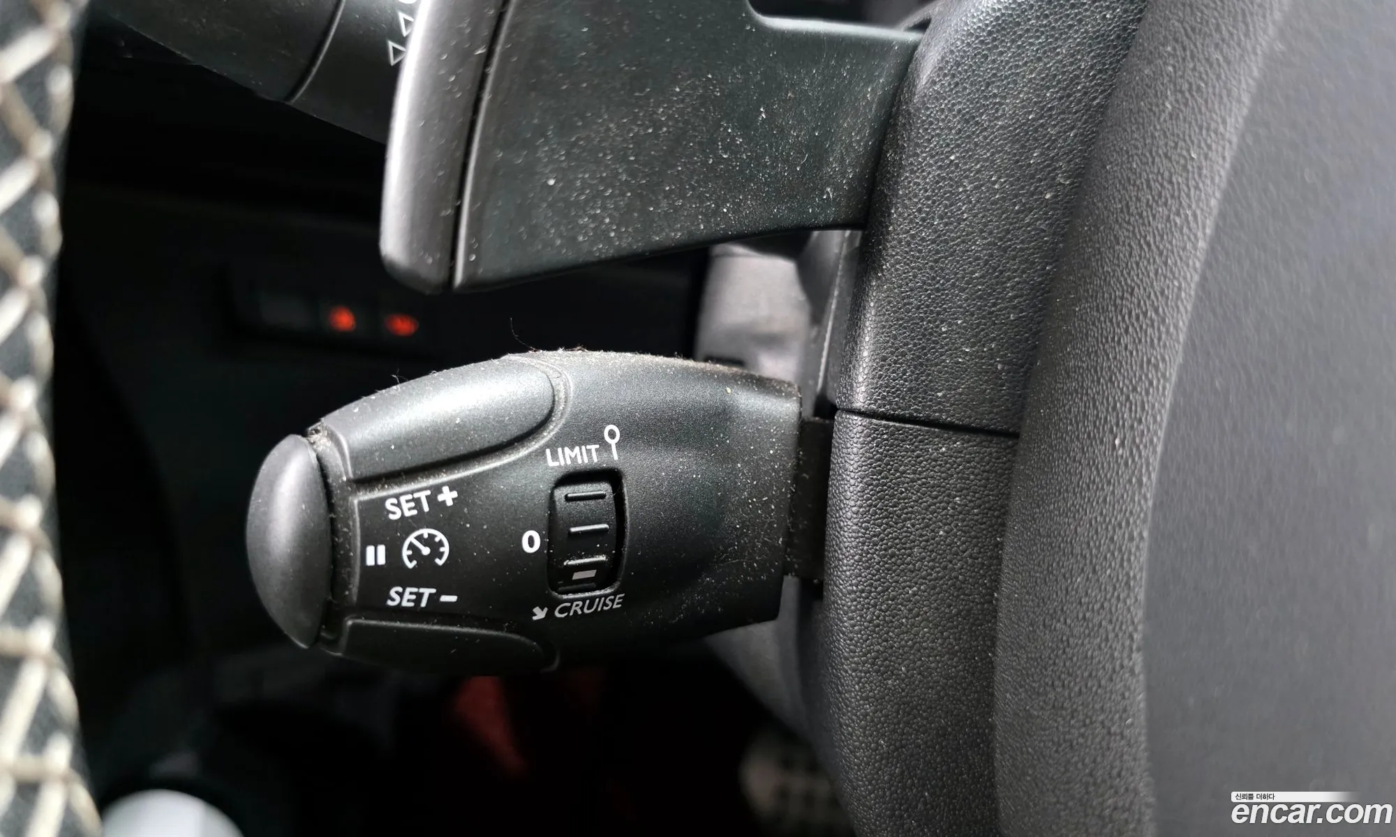Citroen/DS DS3 2017 VF7SABHYMHW500152 — 28