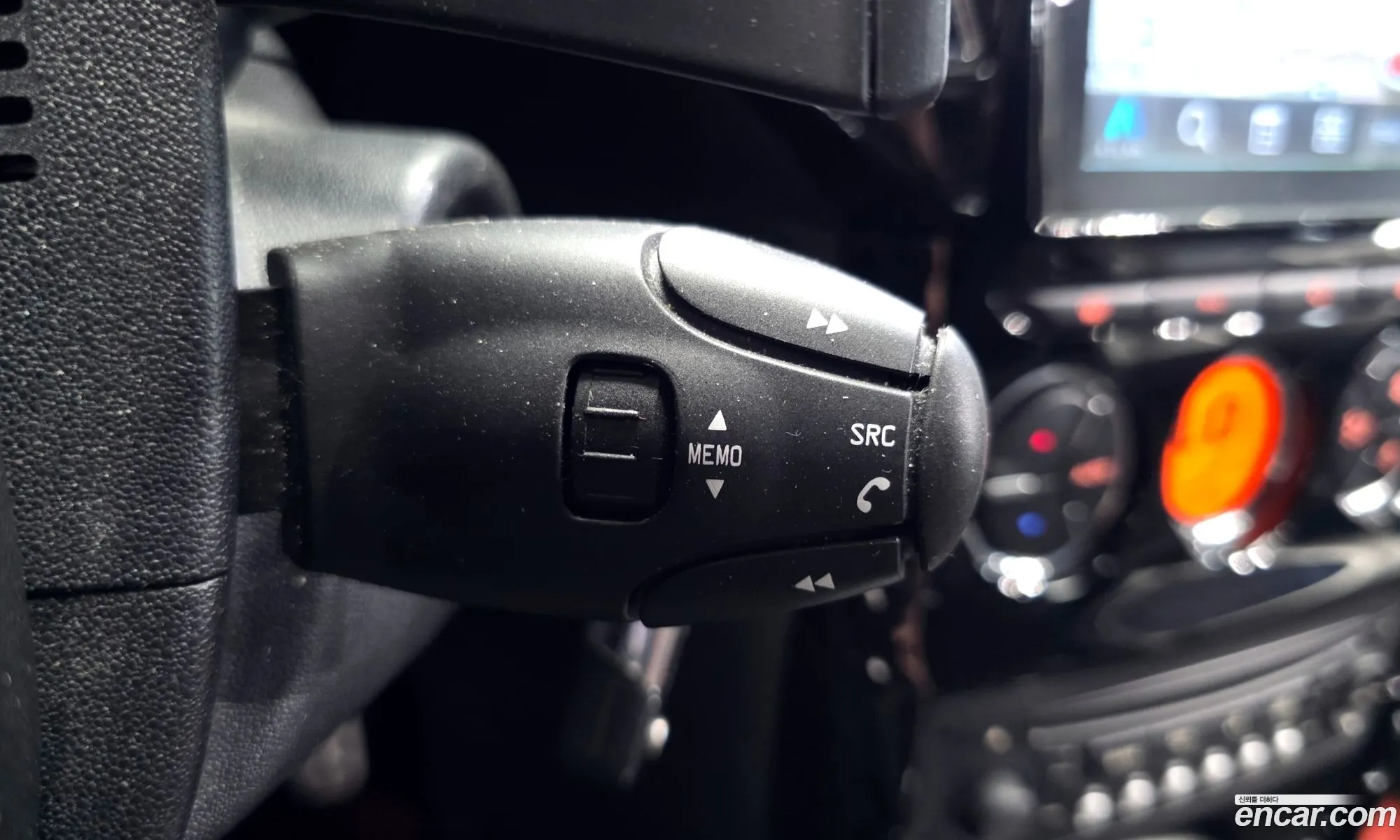 Citroen/DS DS3 2017 VF7SABHYMHW500152 — 12