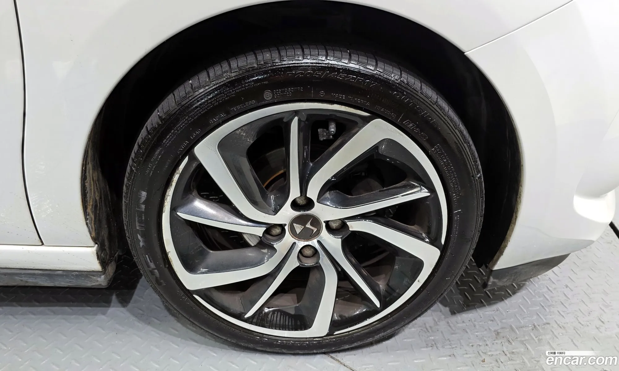 Citroen/DS DS3 2017 VF7SABHYMHW500152 — 23
