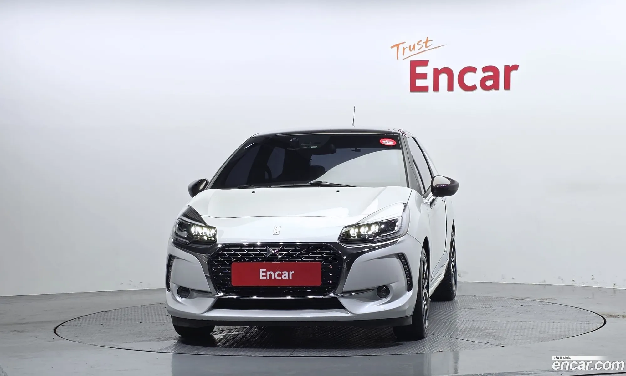 Citroen/DS DS3 2017 VF7SABHYMHW500152 — 26