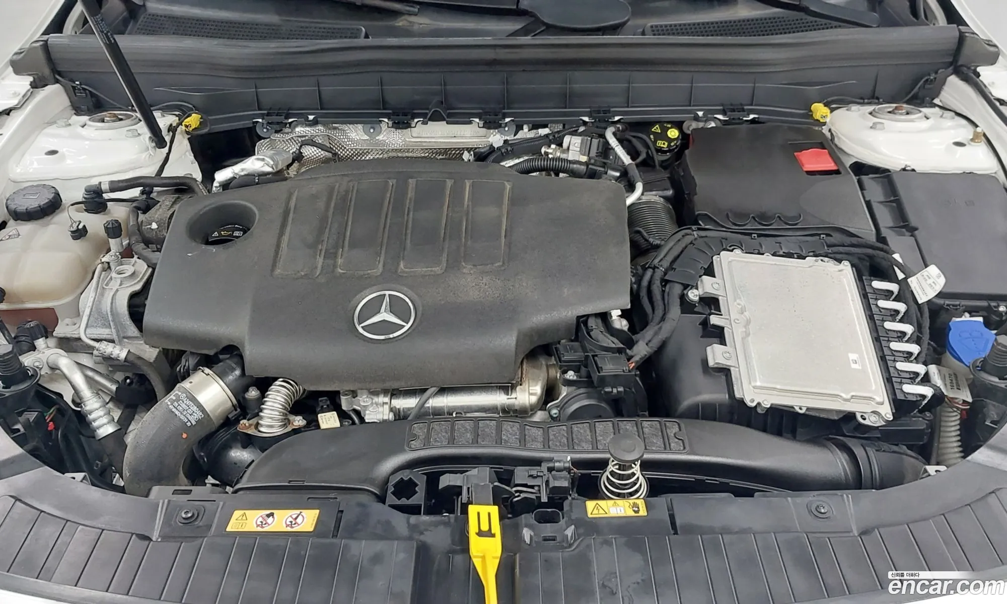 Mercedes-Benz GLB-Class X247 2021 — 15