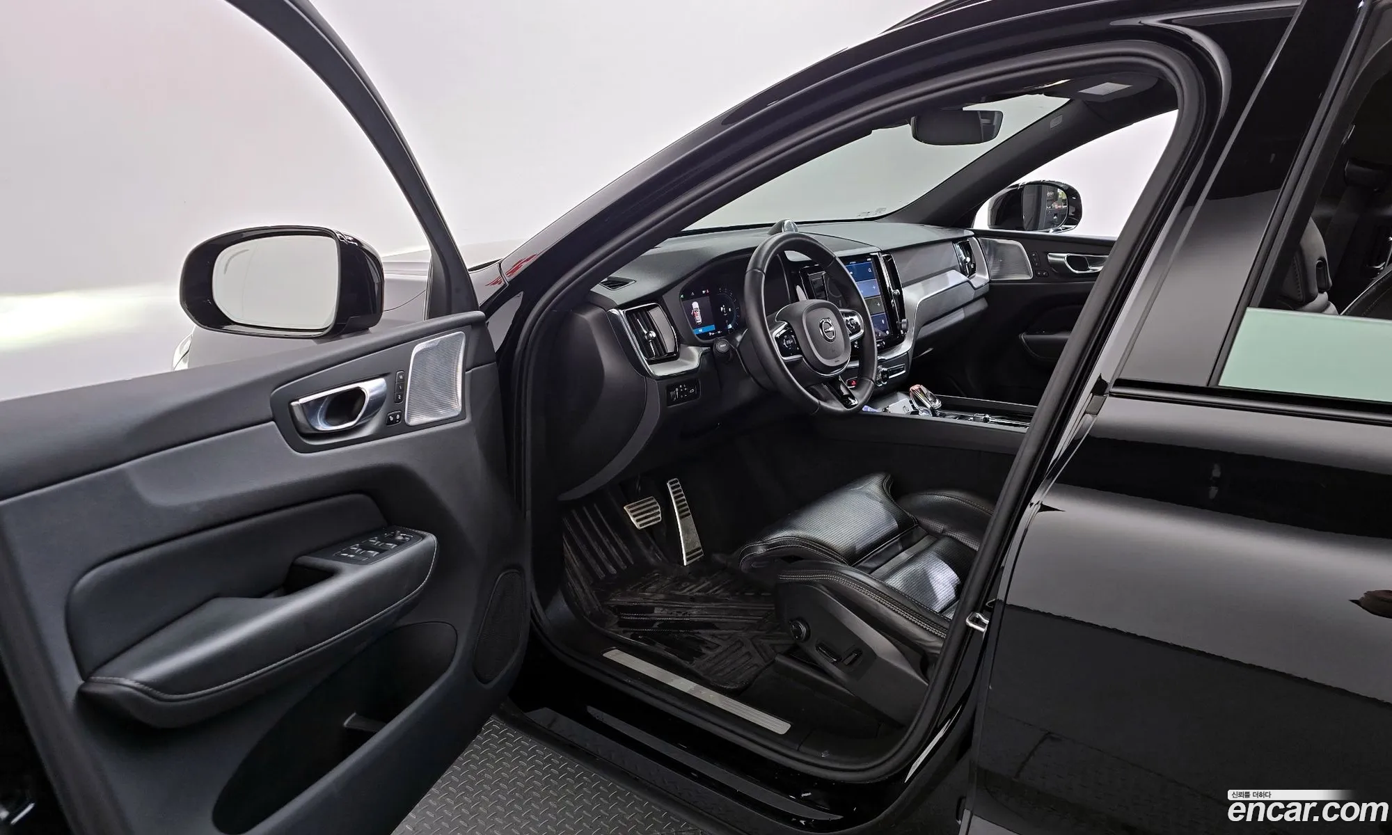 Volvo XC60 2022 YV1UZ06238383838ㄷ — 27