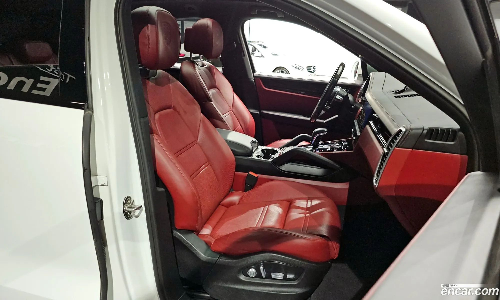 Porsche Cayenne 2020 WP1BA29YXLDA66710 — 26