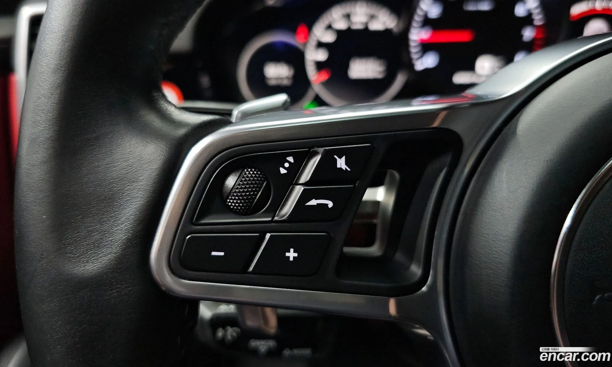 Porsche Cayenne 2020 WP1BA29YXLDA66710 — 29