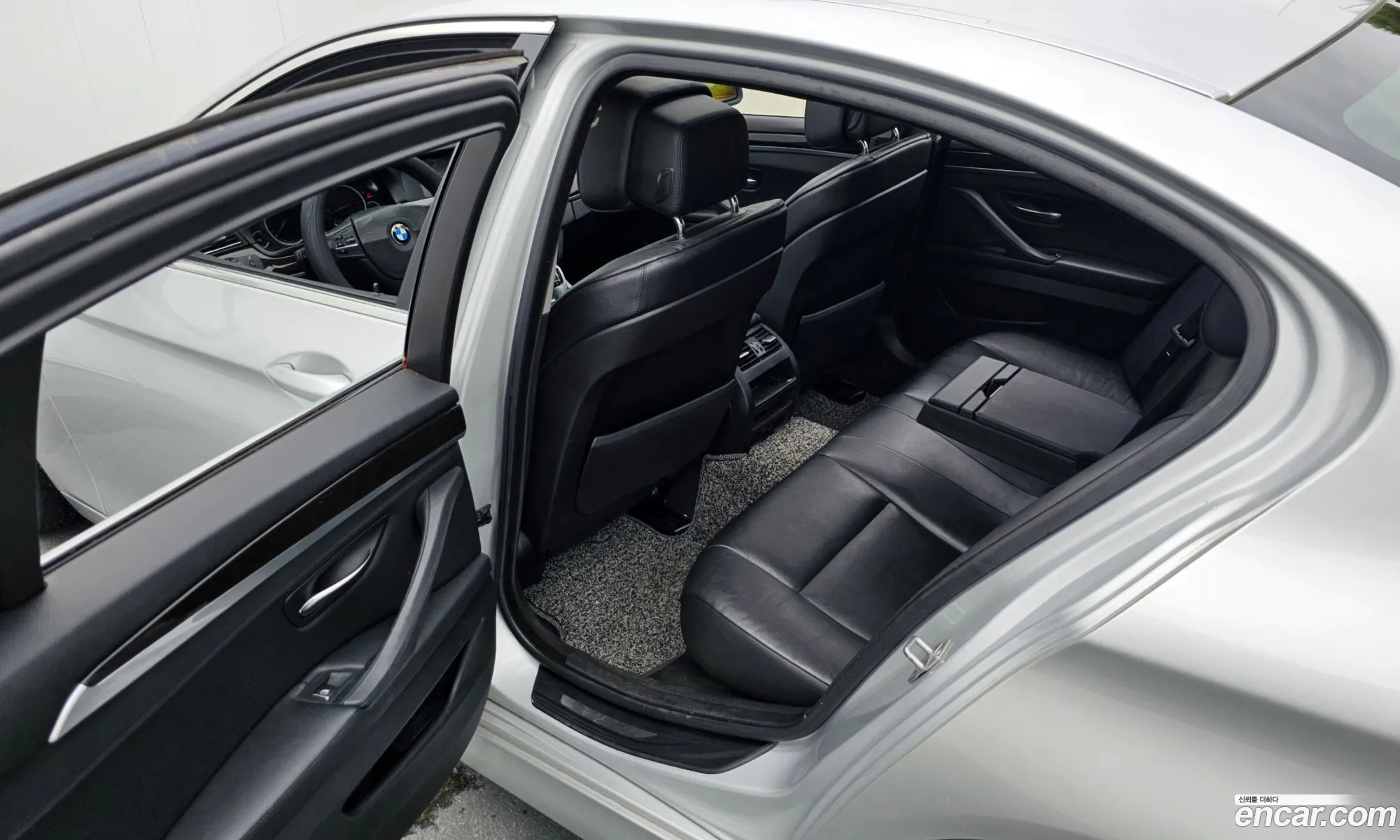 BMW 5 Series 2013 WBAFW1108DDY62441 — 12