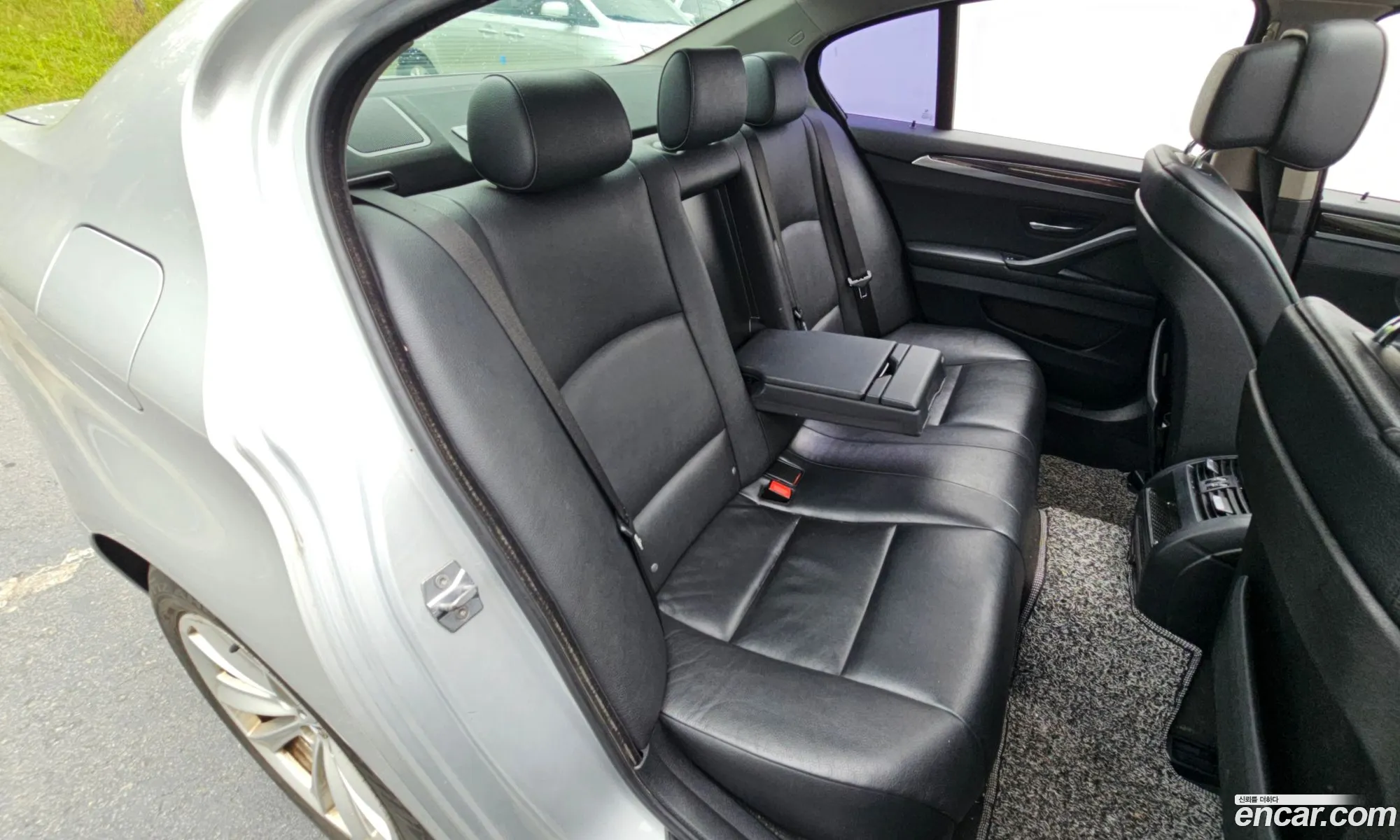 BMW 5 Series 2013 WBAFW1108DDY62441 — 10