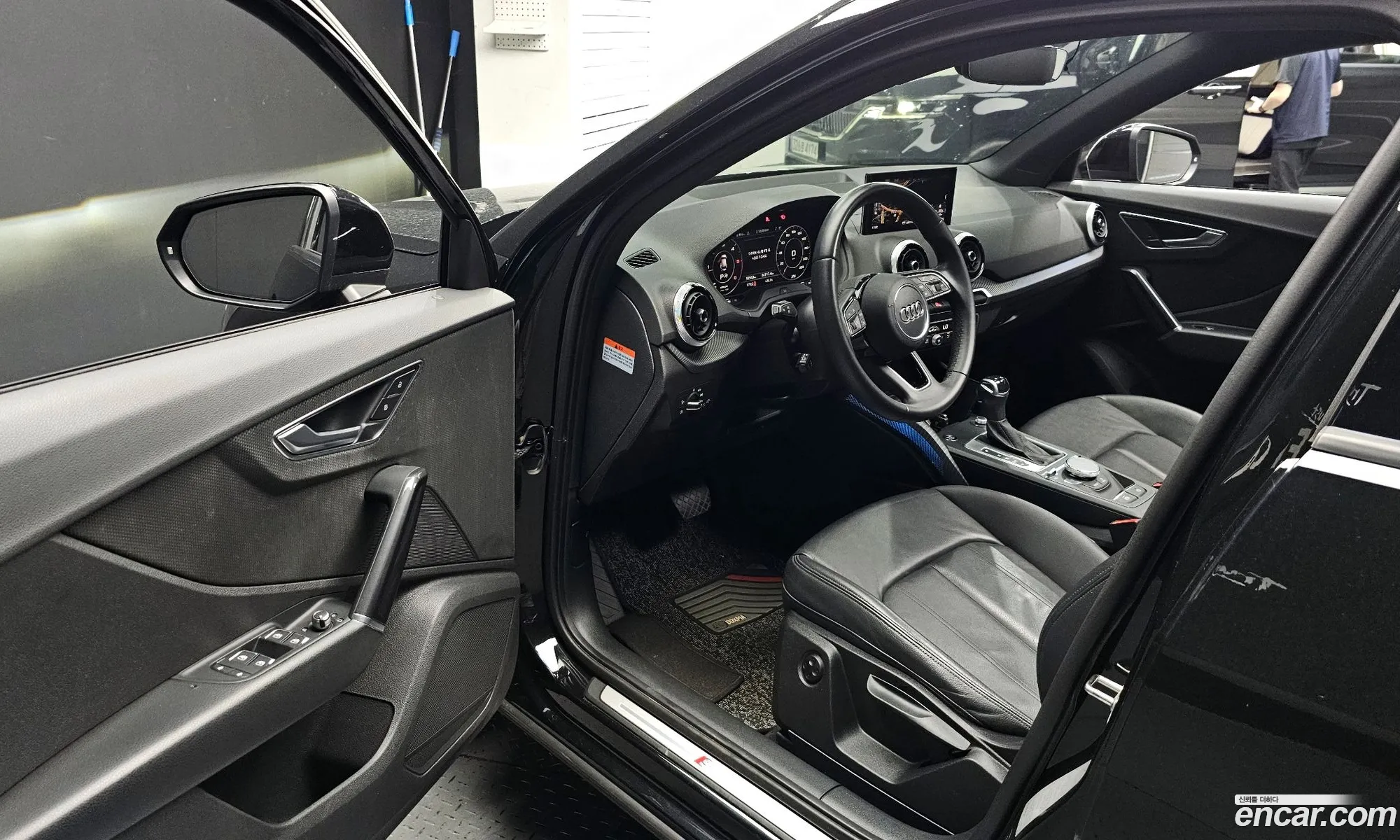 Audi Q2 2023 — 17