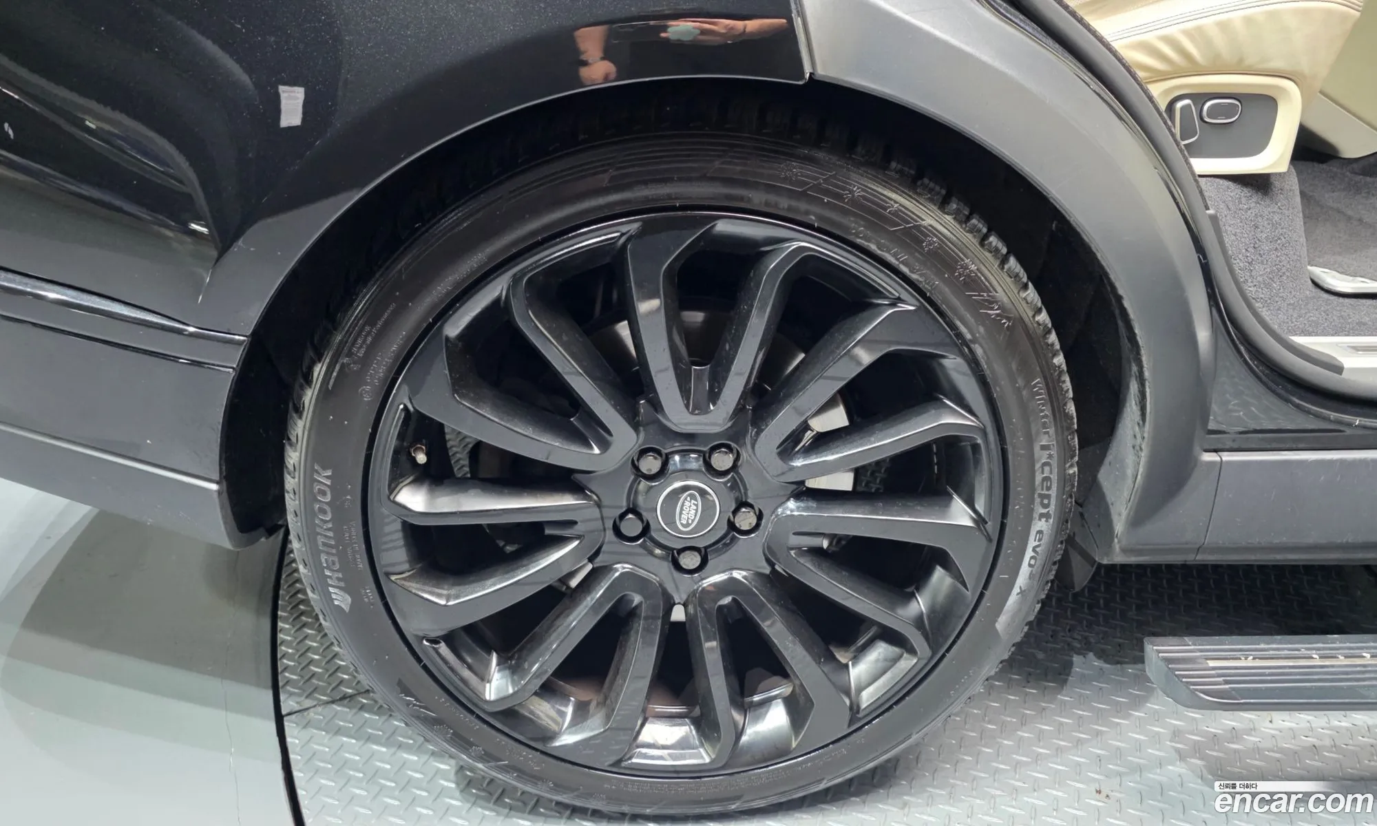 Land Rover Range Rover 2015 SALGA3JF5FA238356 — 6