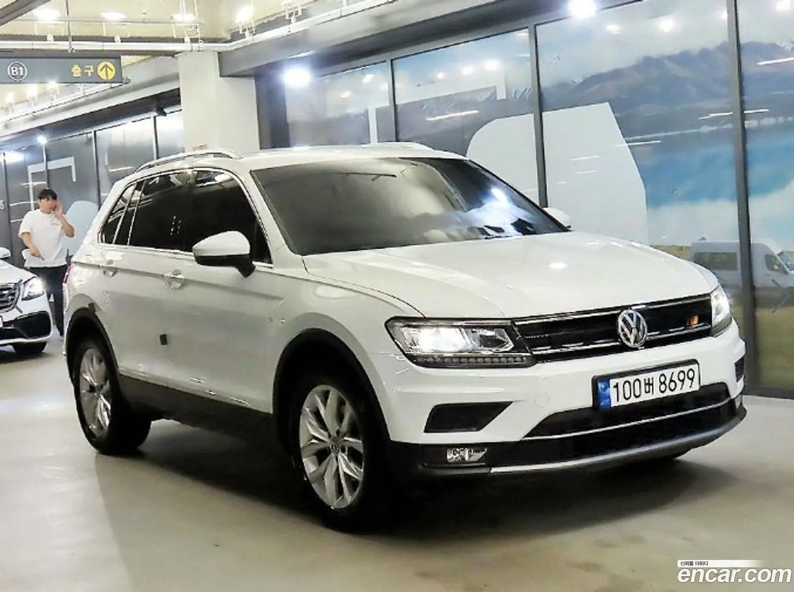 Volkswagen Tiguan 2020 — 16