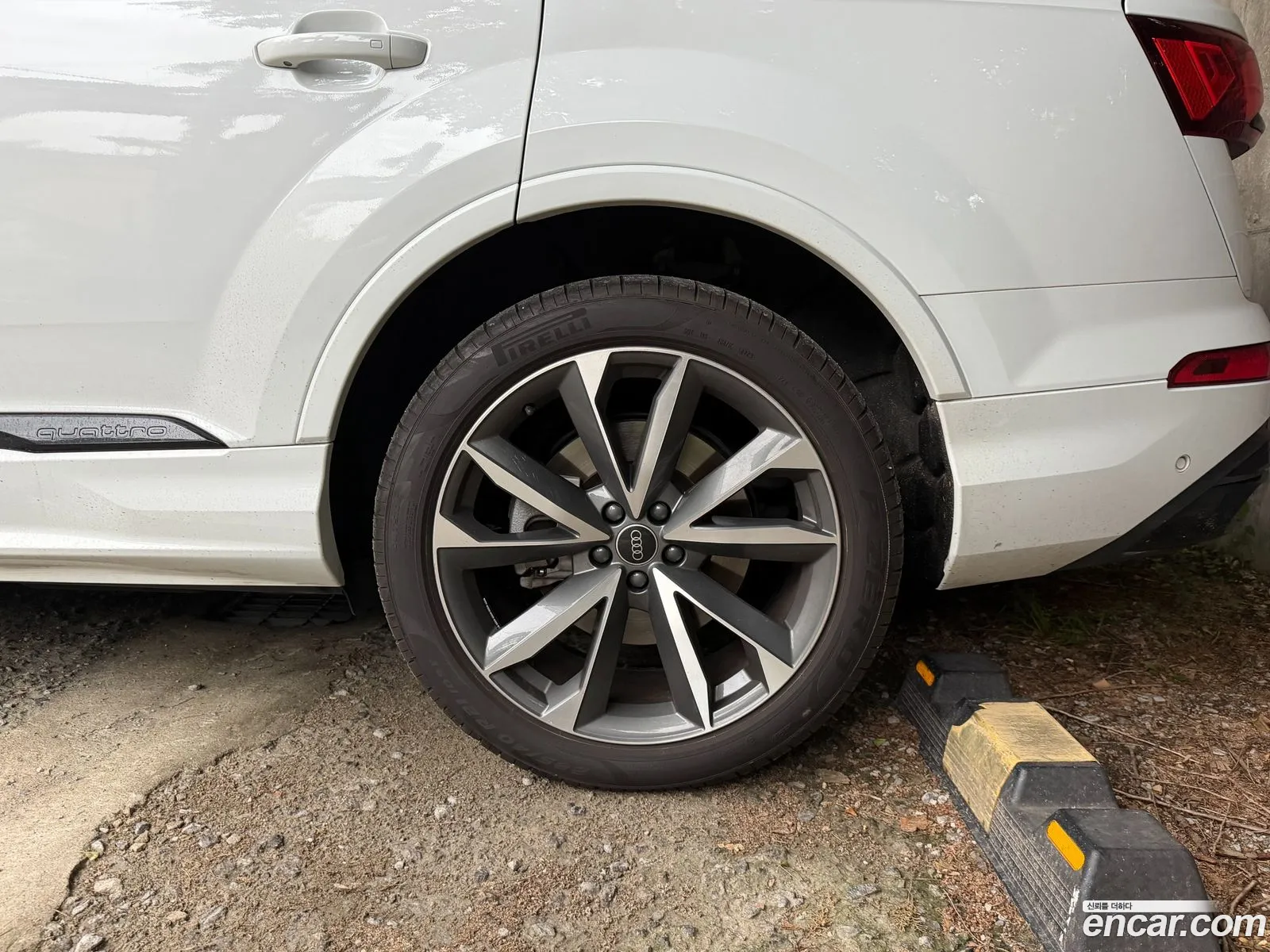 Audi Q7 2023 — 8
