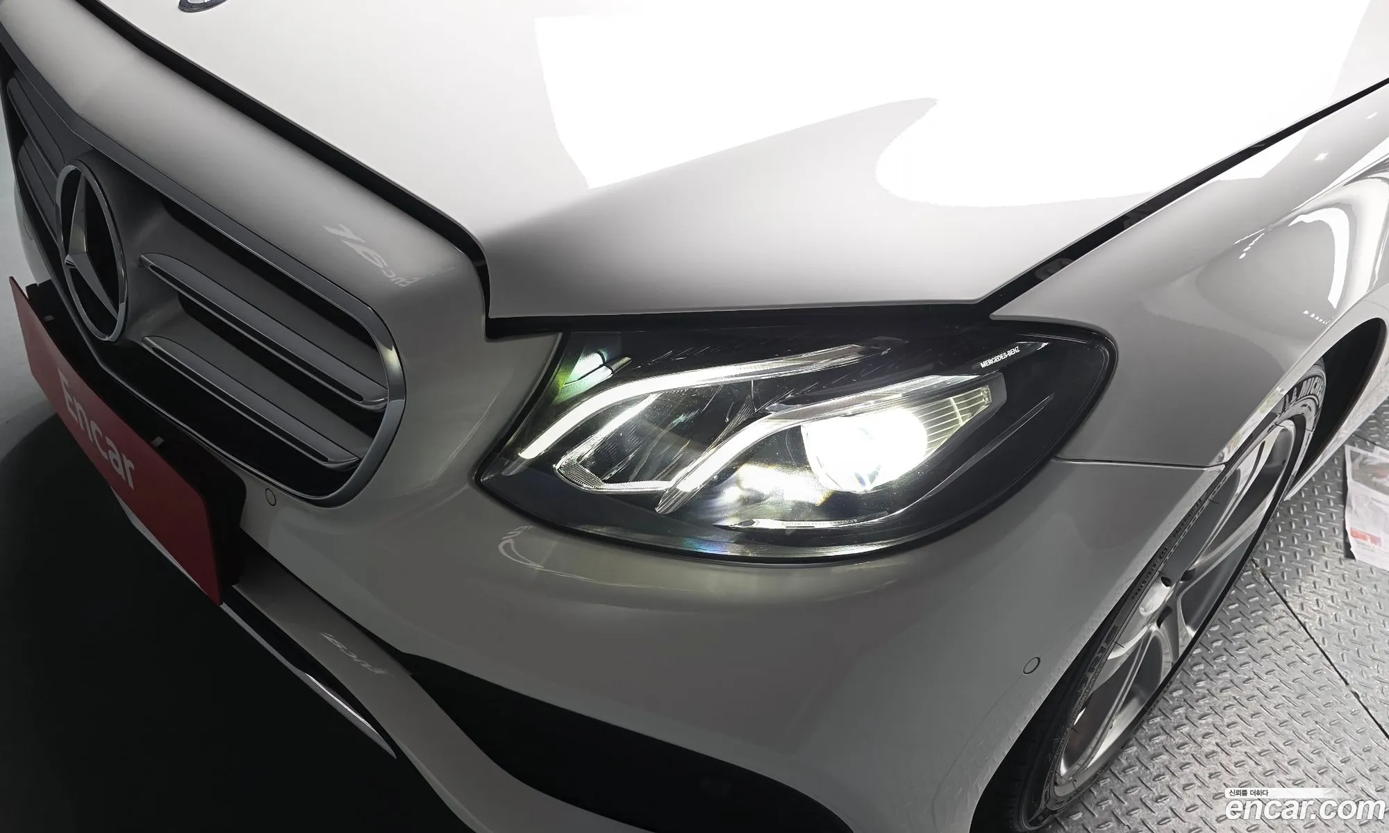 Mercedes-Benz E-Class W213 2016 WDDZF4CB1HA126096 — 31