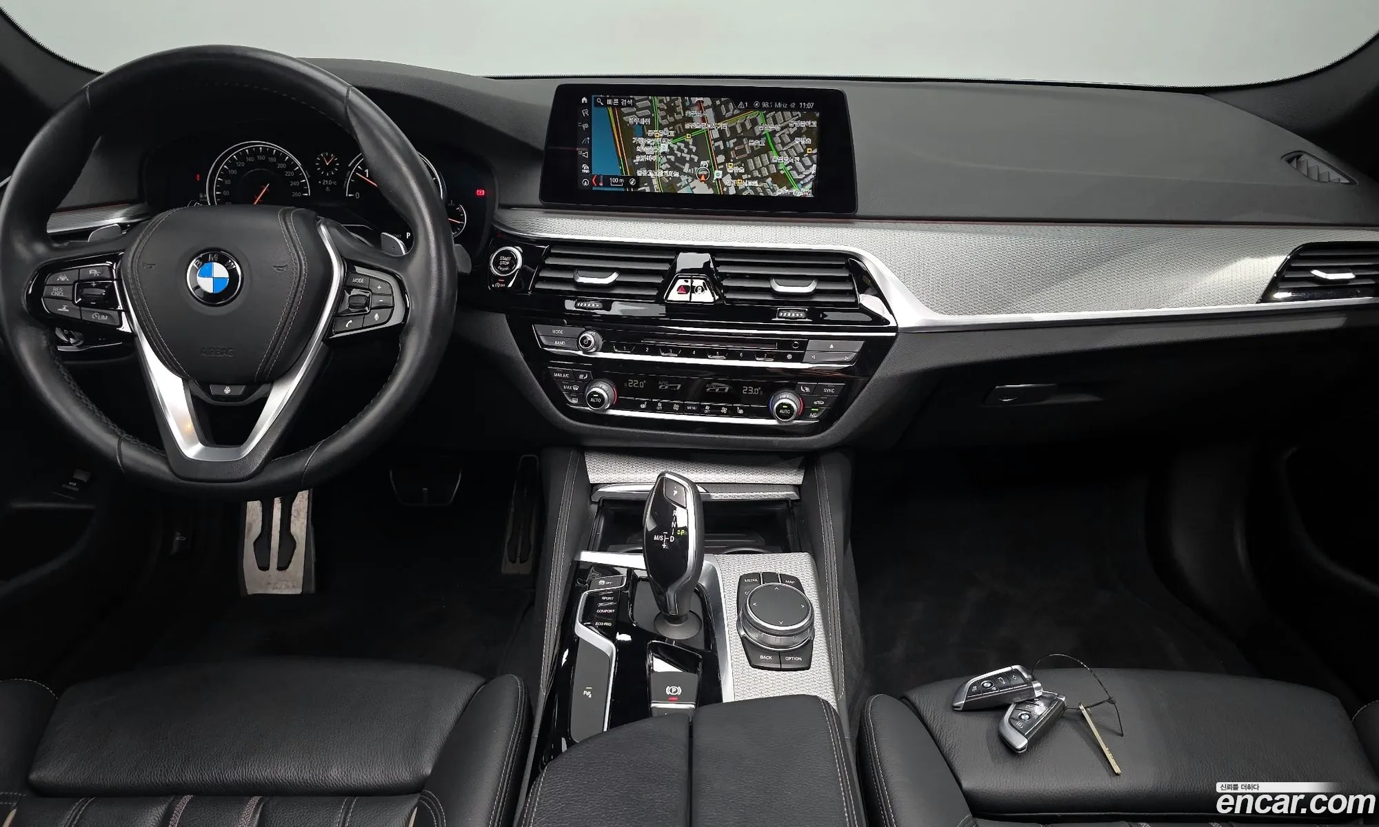 BMW 5 Series 2017 WBAJC3108HG990942 — 17