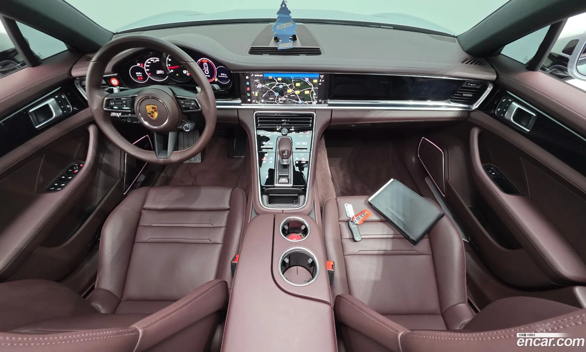 Porsche Panamera 2021 — 2