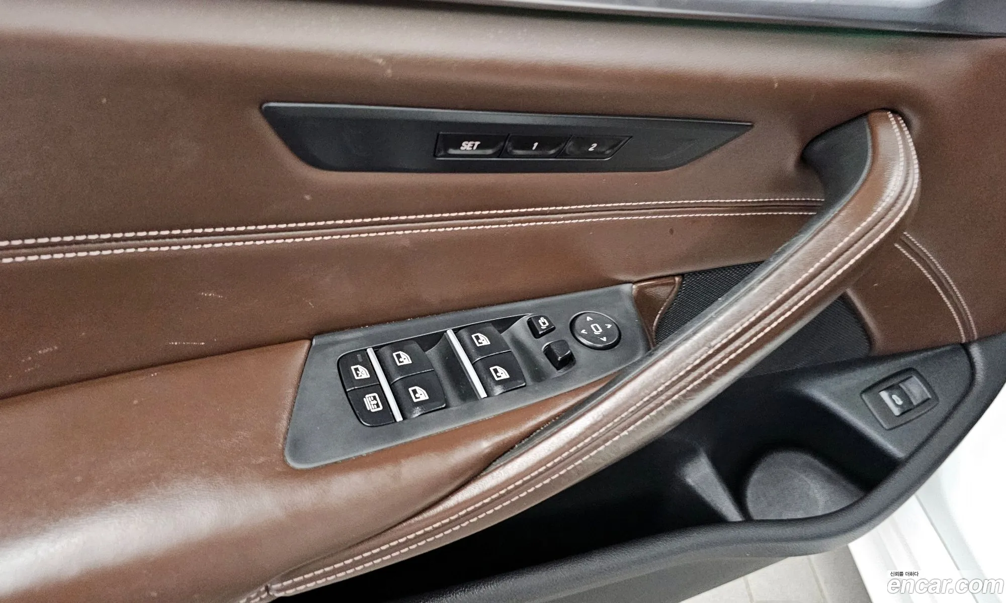 BMW 5 Series 2018 — 17