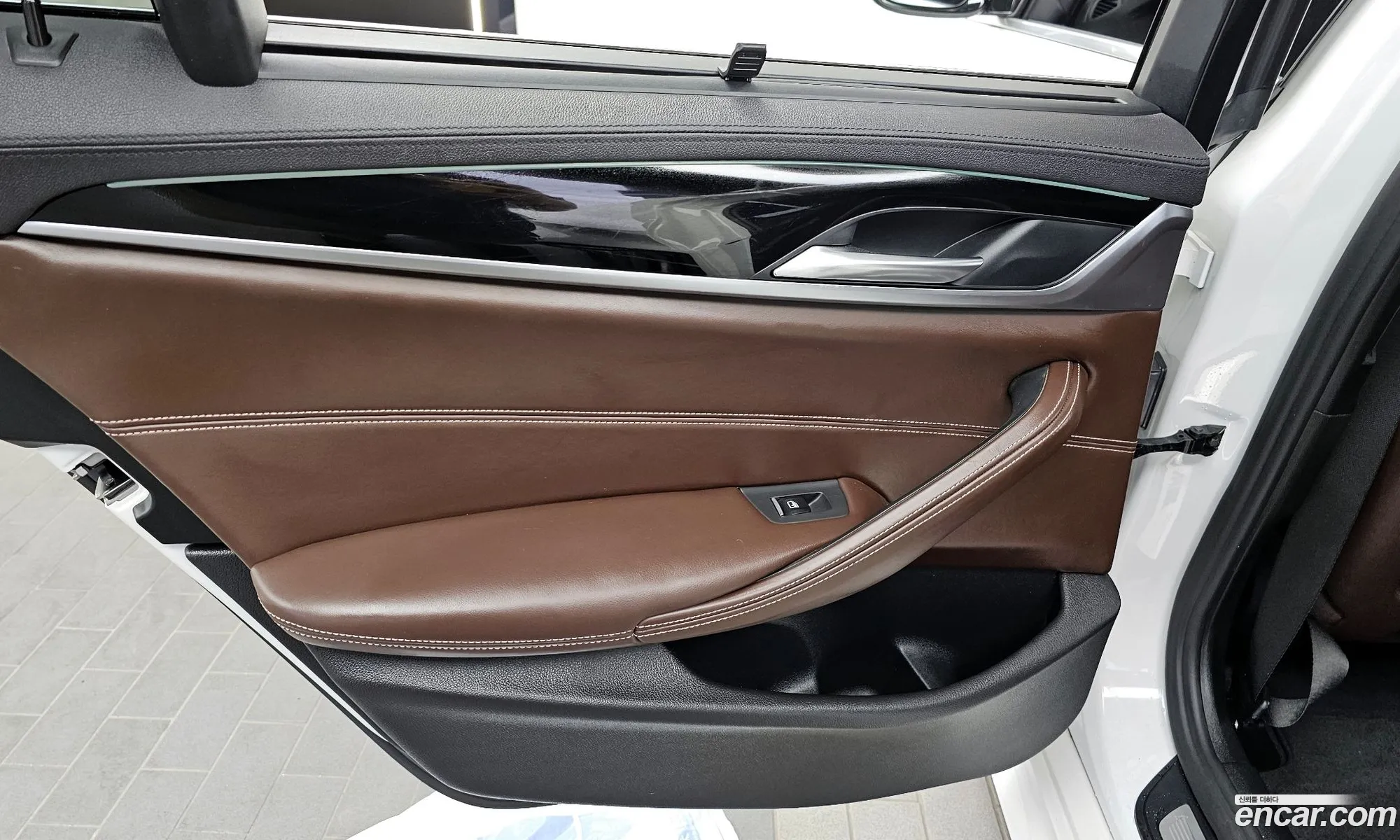 BMW 5 Series 2018 — 27