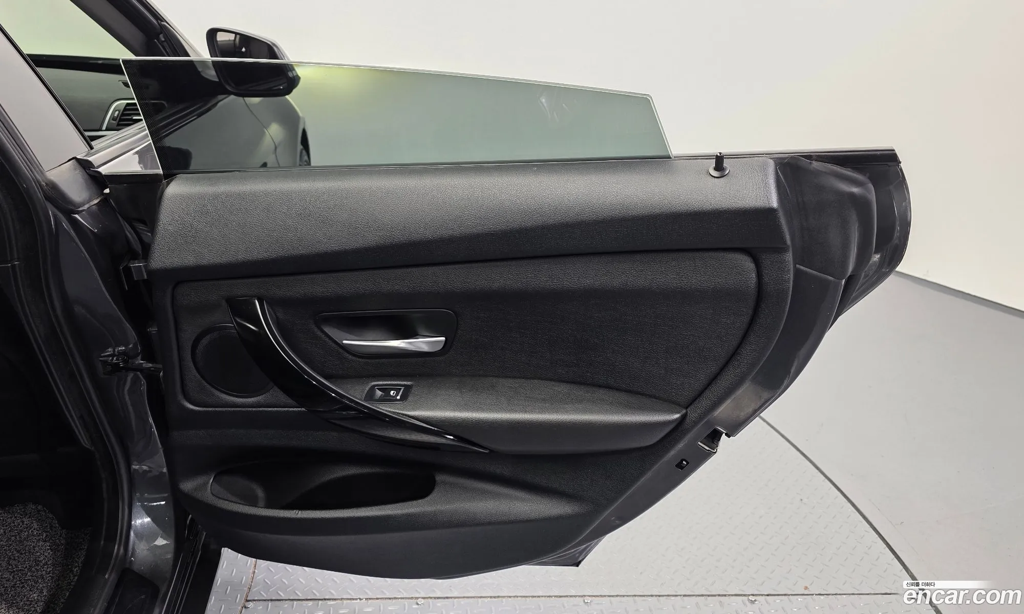 BMW 3 Series GT 2018 — 30