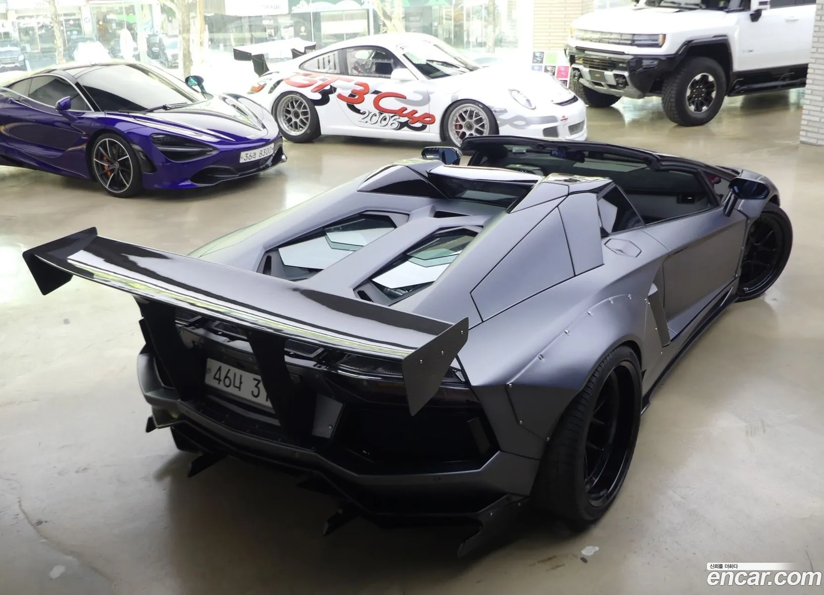 Lamborghini Aventador