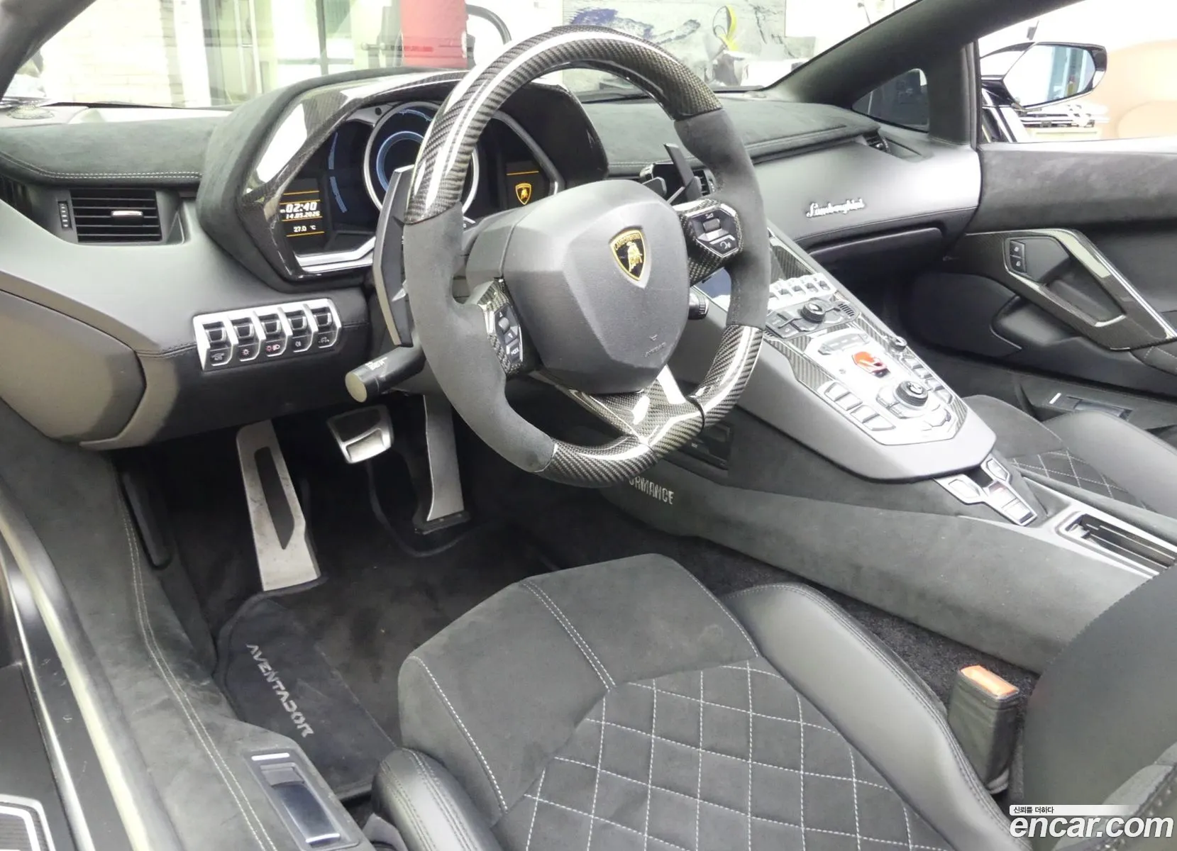 Lamborghini Aventador 2015 — 14