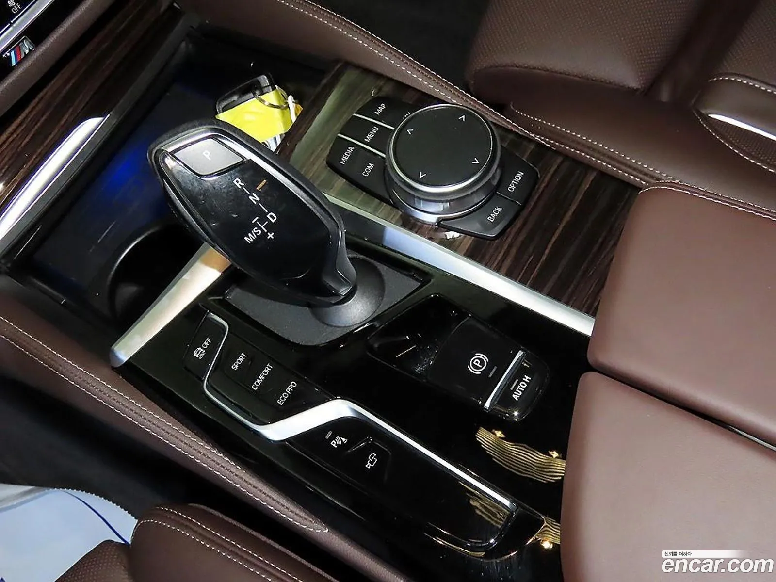 BMW 5 Series 2023 — 16